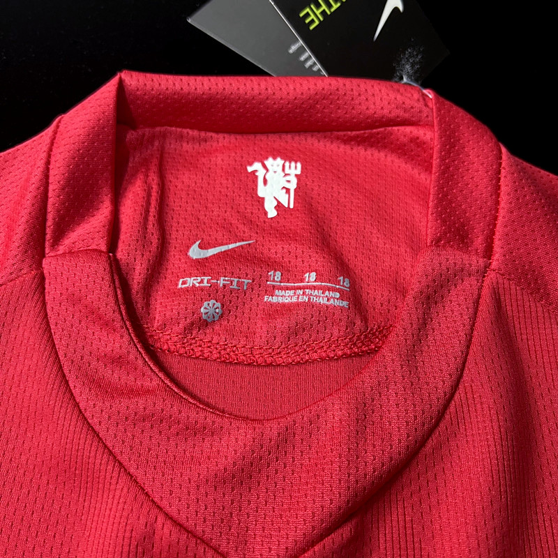 Kids Retro Manchester United 2007/08 Home Red