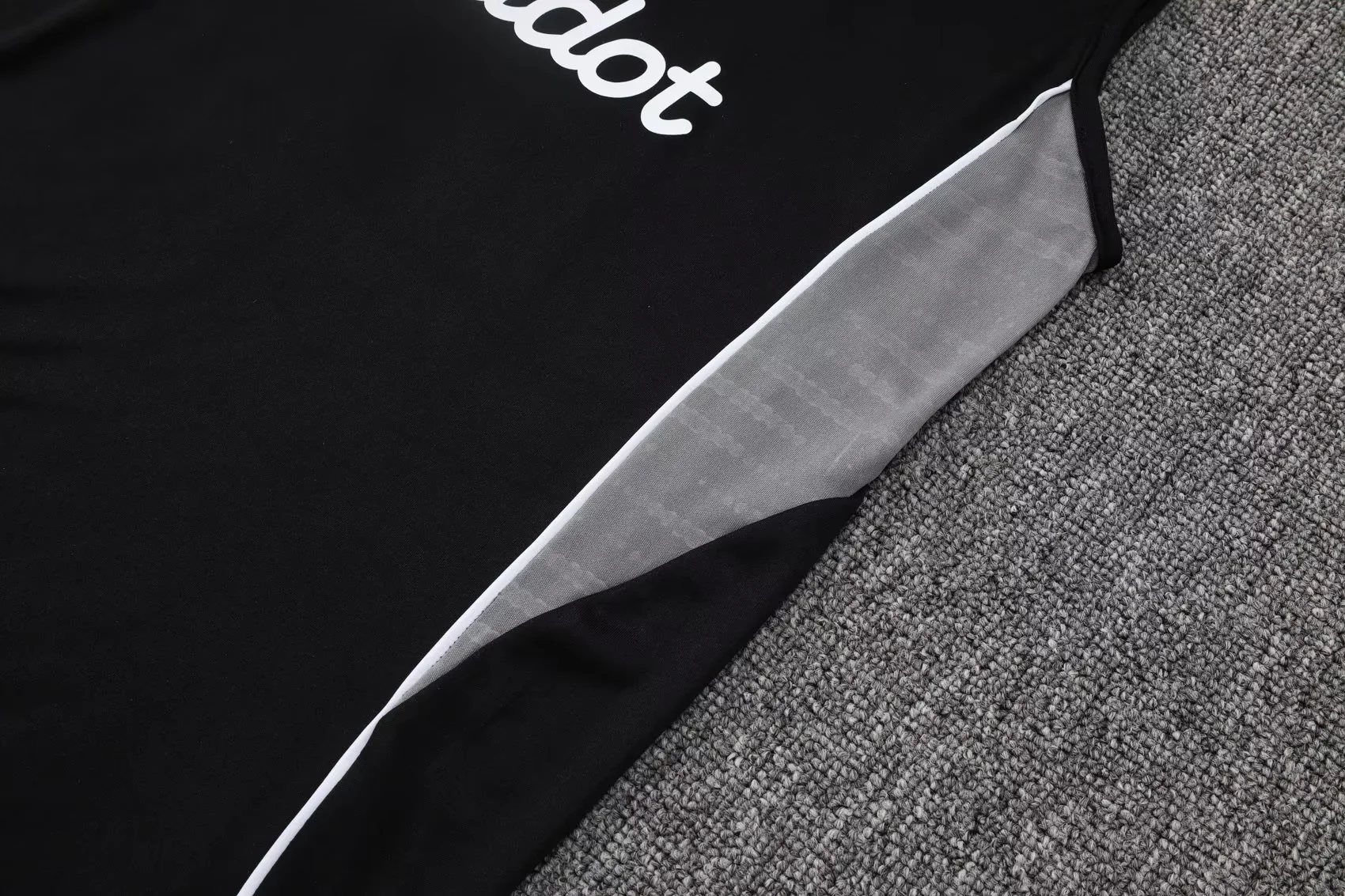 2526 Inter Miami Sleevesless Training Suit D2555