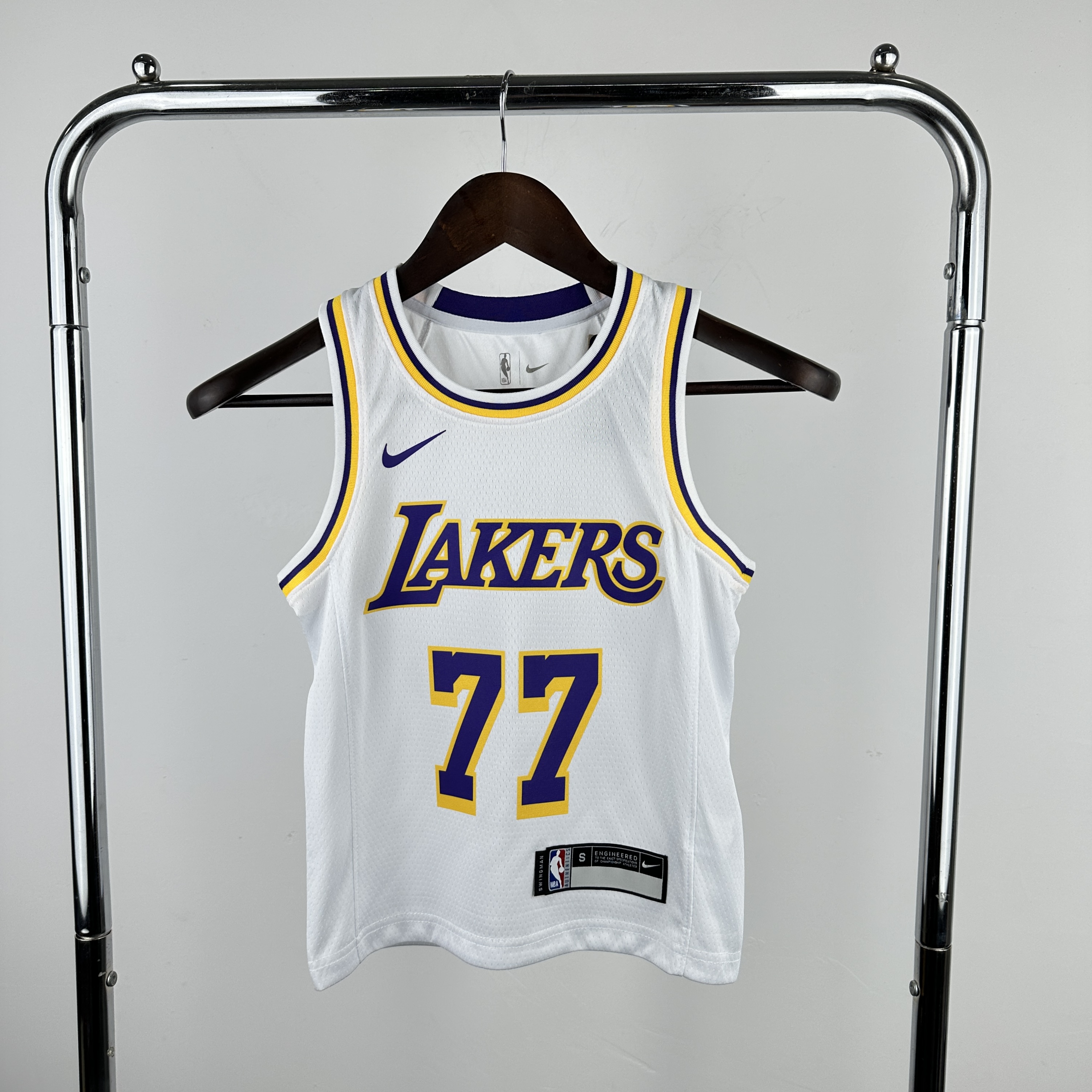 Kids Lakers White No.77 Dončić
