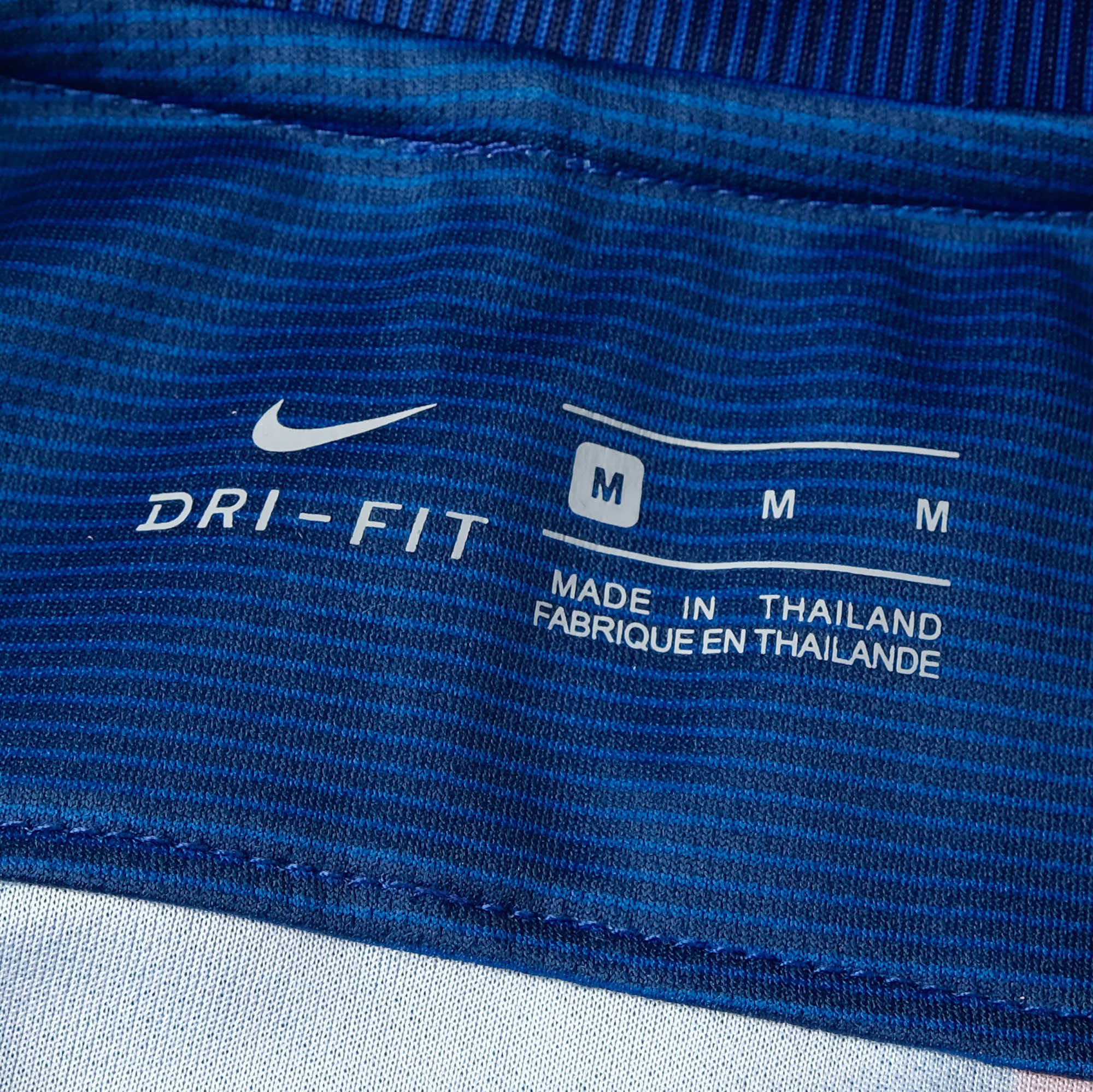 Retro 16/17 Barcelona Home S-XXL