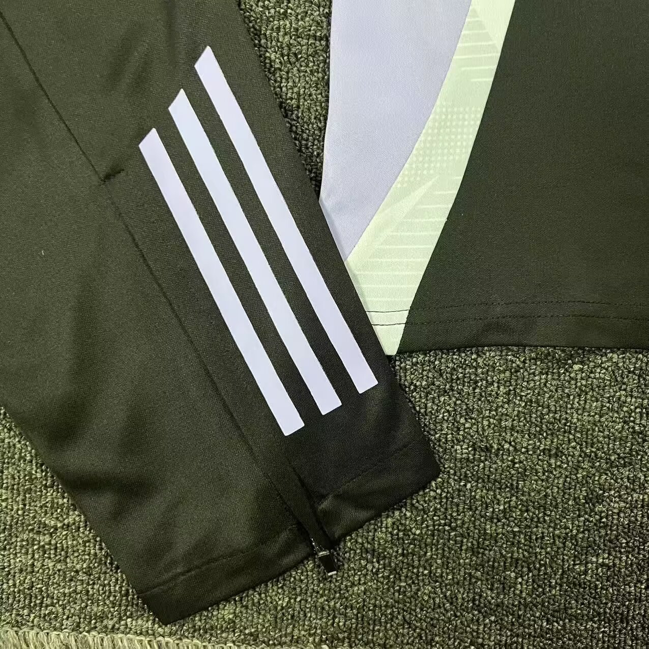 Colo Colo 2425 half zipper Training Suit Black