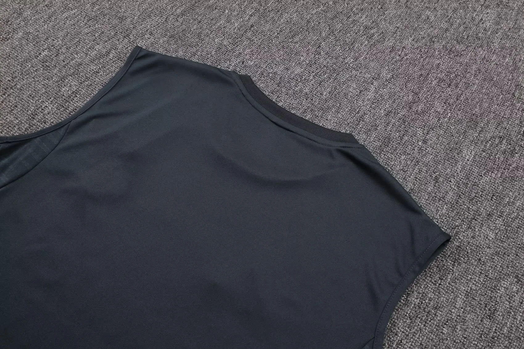 Real Mαdrid Sleeveless training suit D2597