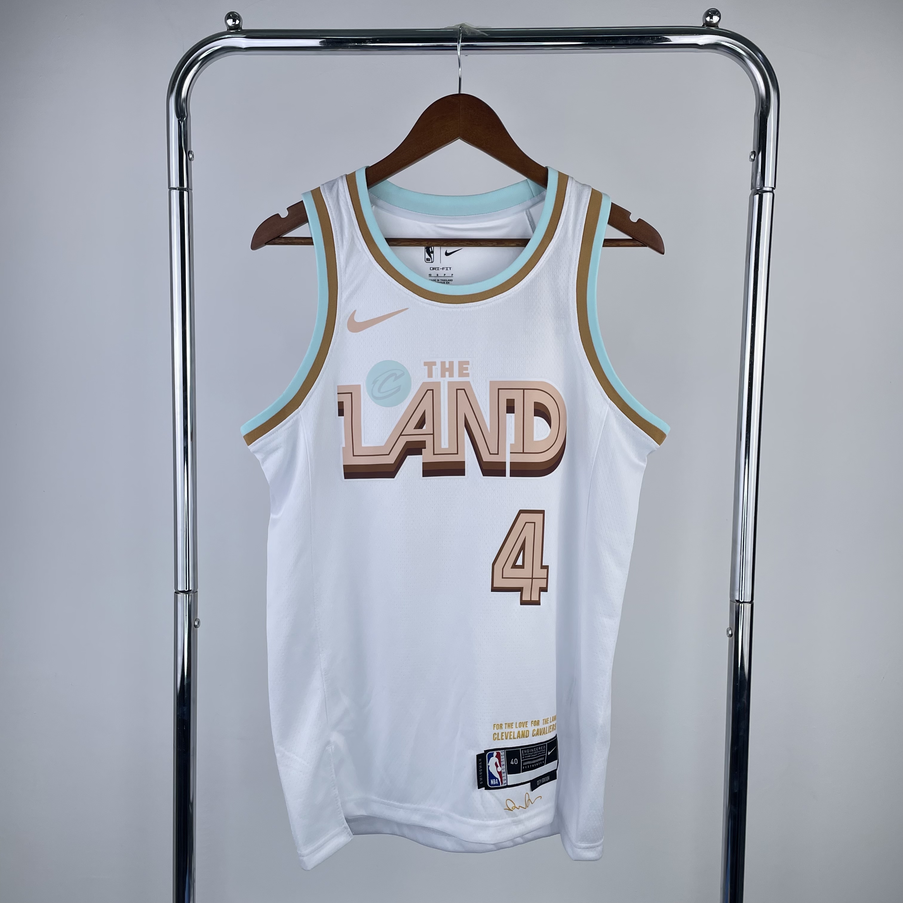 23 Seanson Cleveland Cavaliers City Edition  #4