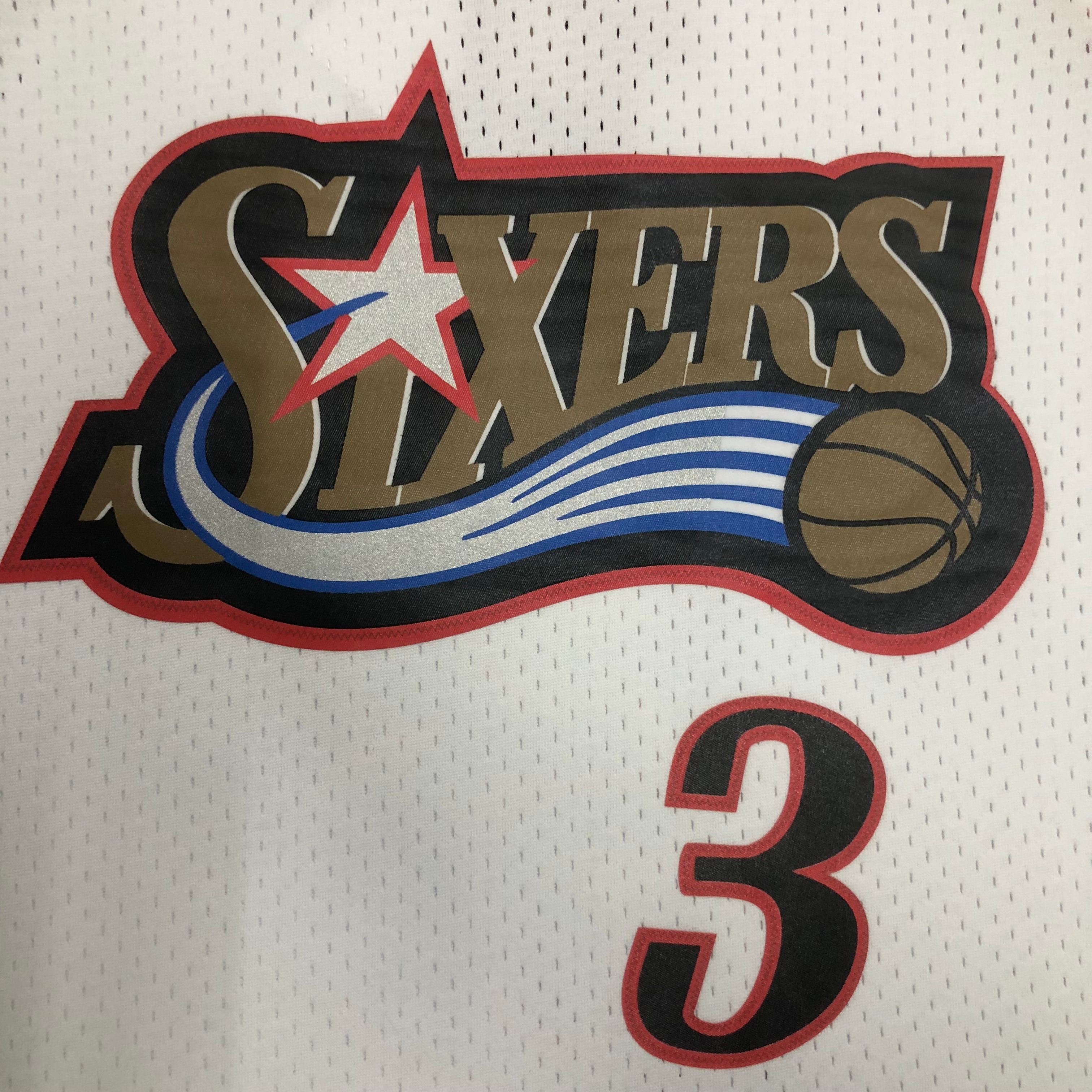 MN Heat Pressed Retro : Philadelphia 76ers 1998 White #3