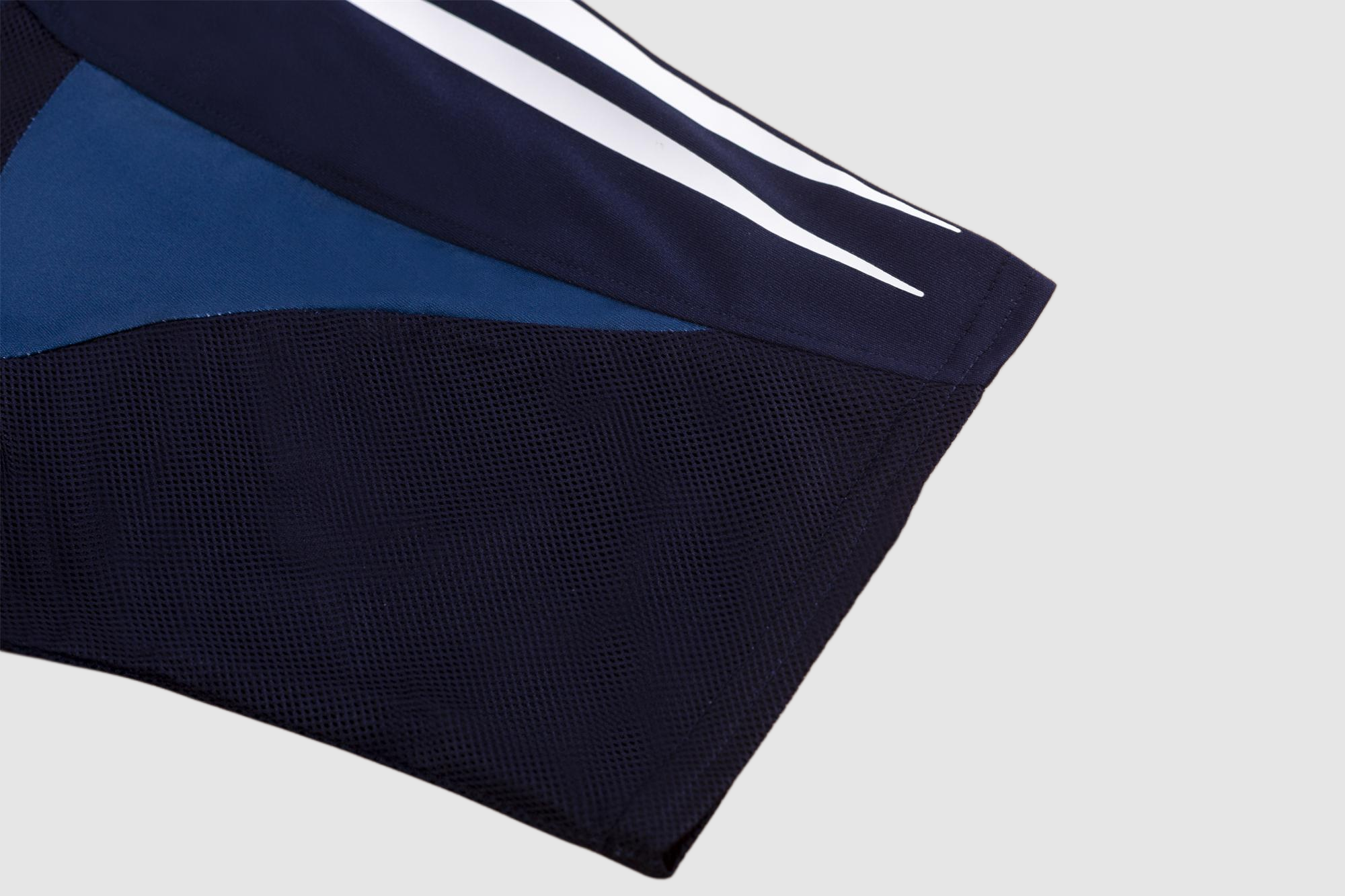 Retro Newcastle 2004/05 Away