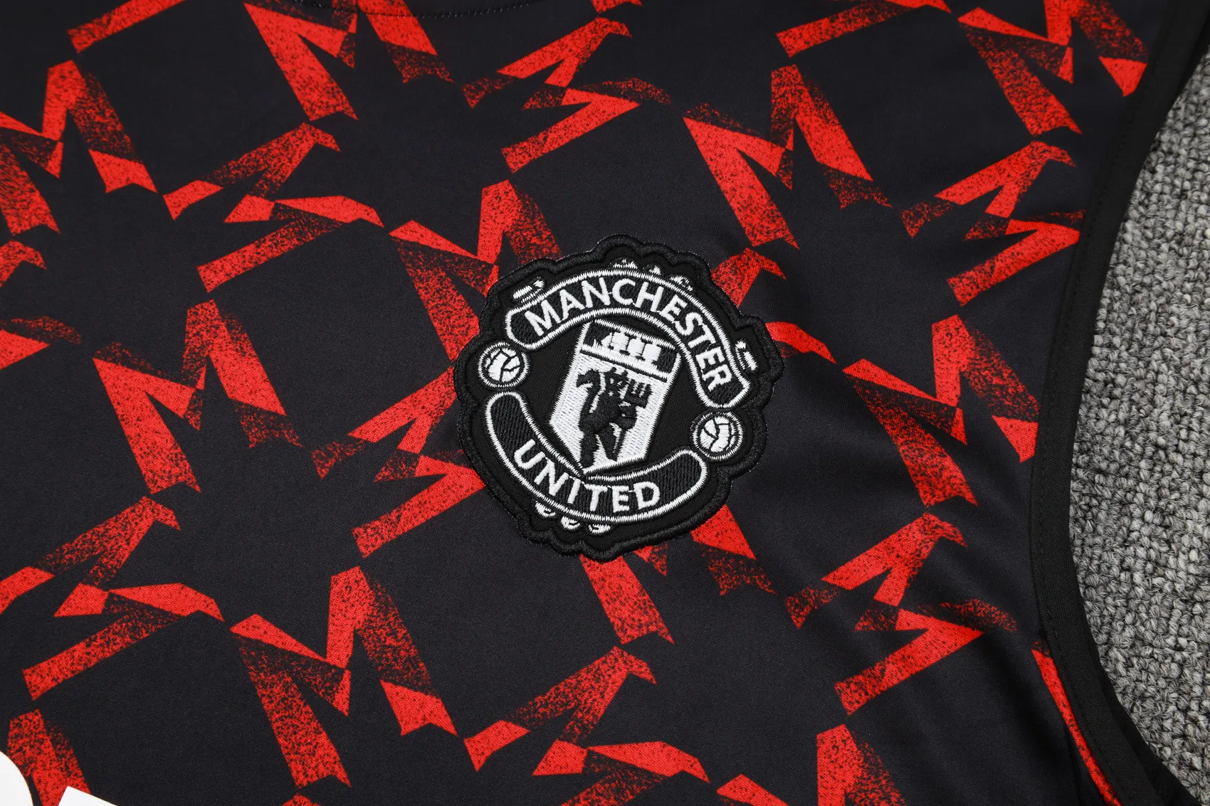 Manchester United  Sleevesless Training Suit D1157
