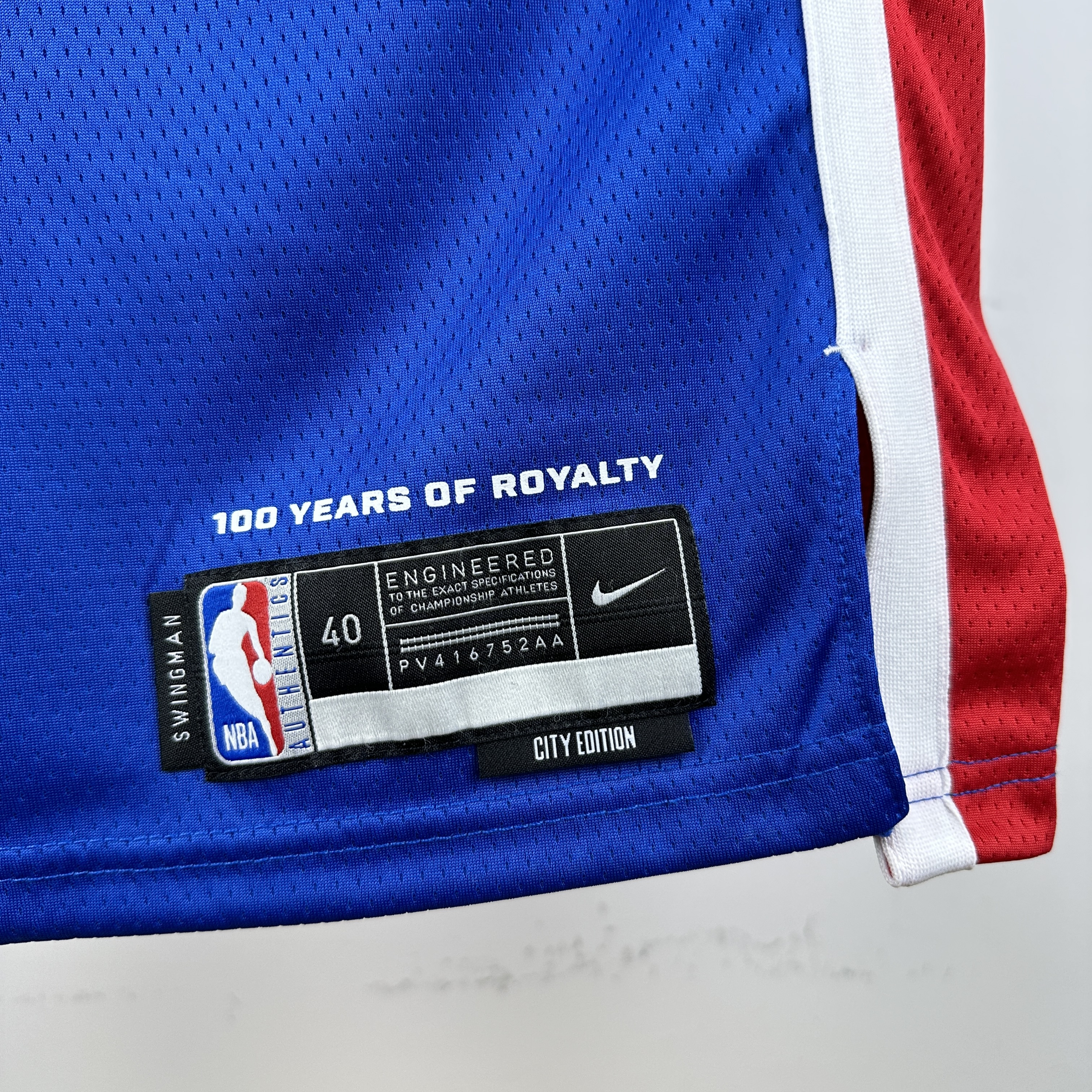 25 SEASON SACRAMENTO KINGS CITY  #8 Lavine