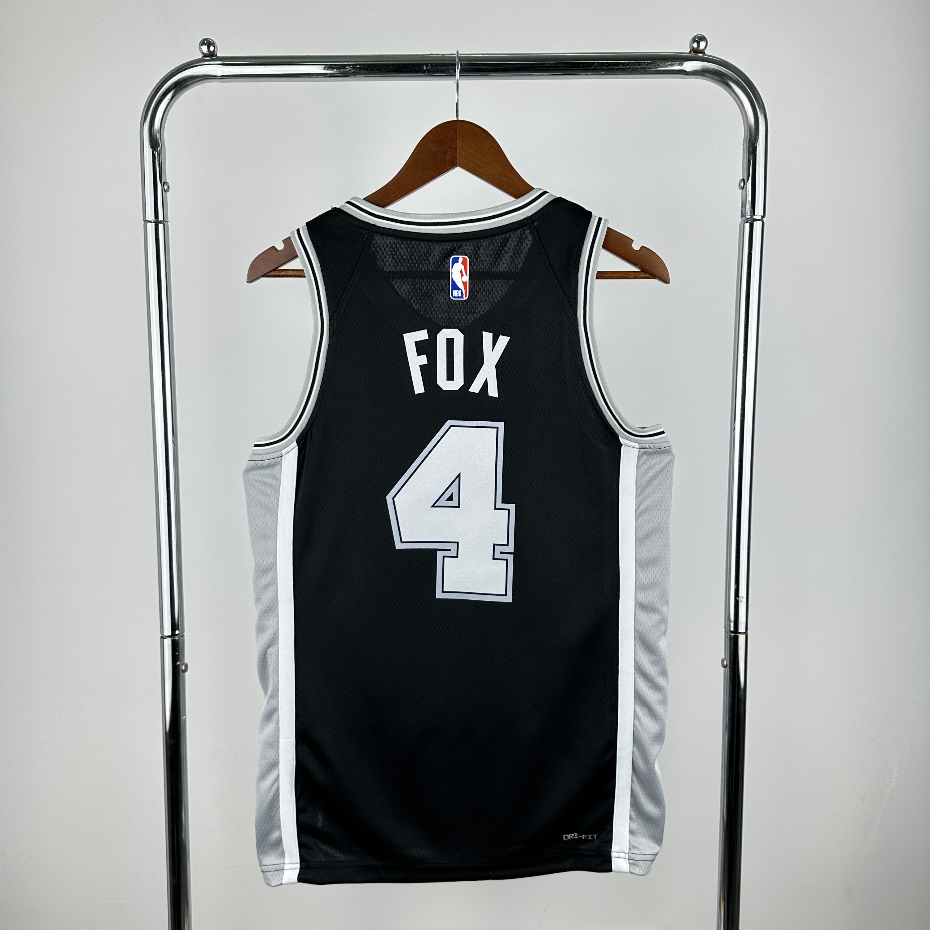 SAN ANTONIO SPURS Black  #4 FOX