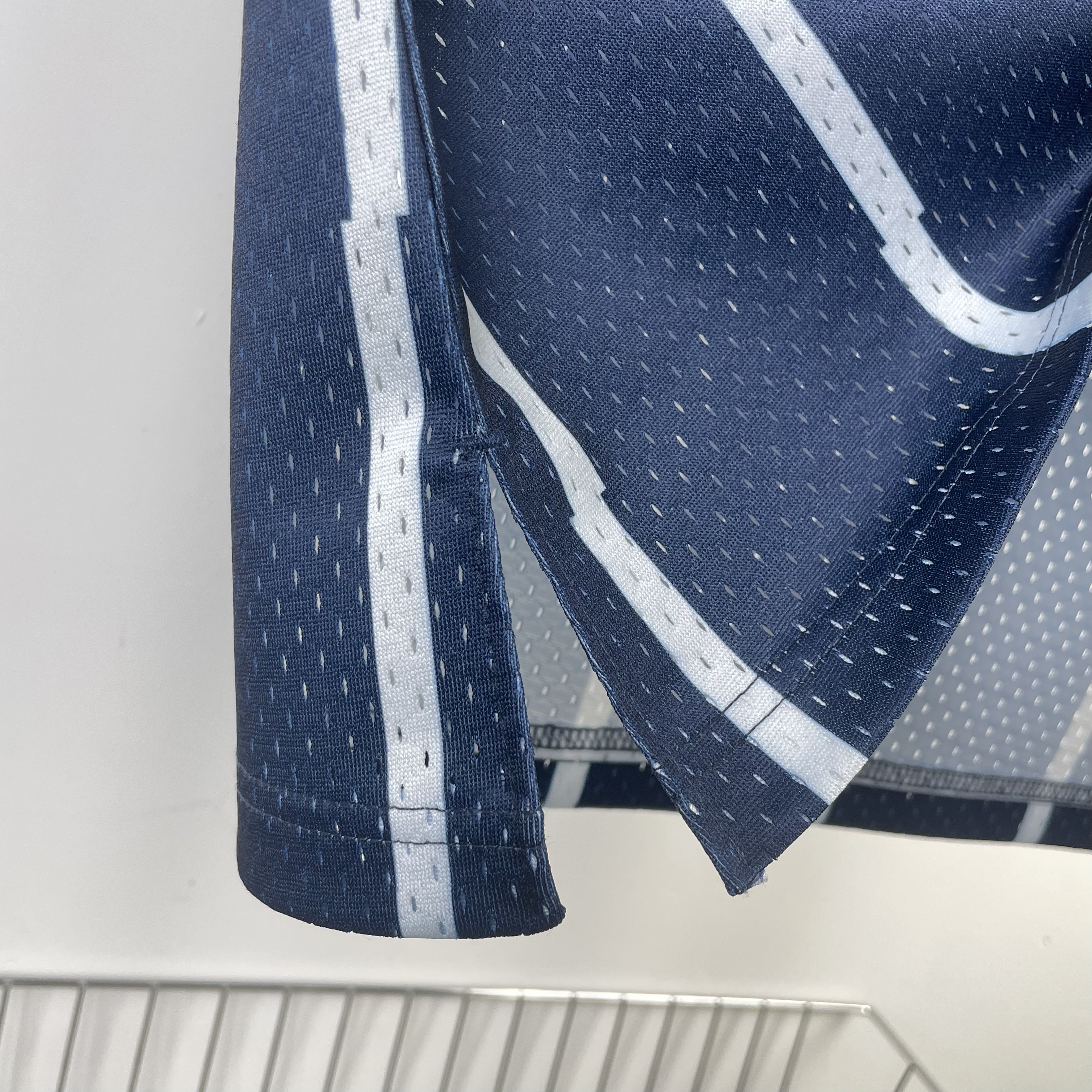 Retro 96/97 Season Rockets #34 OLAJUWON