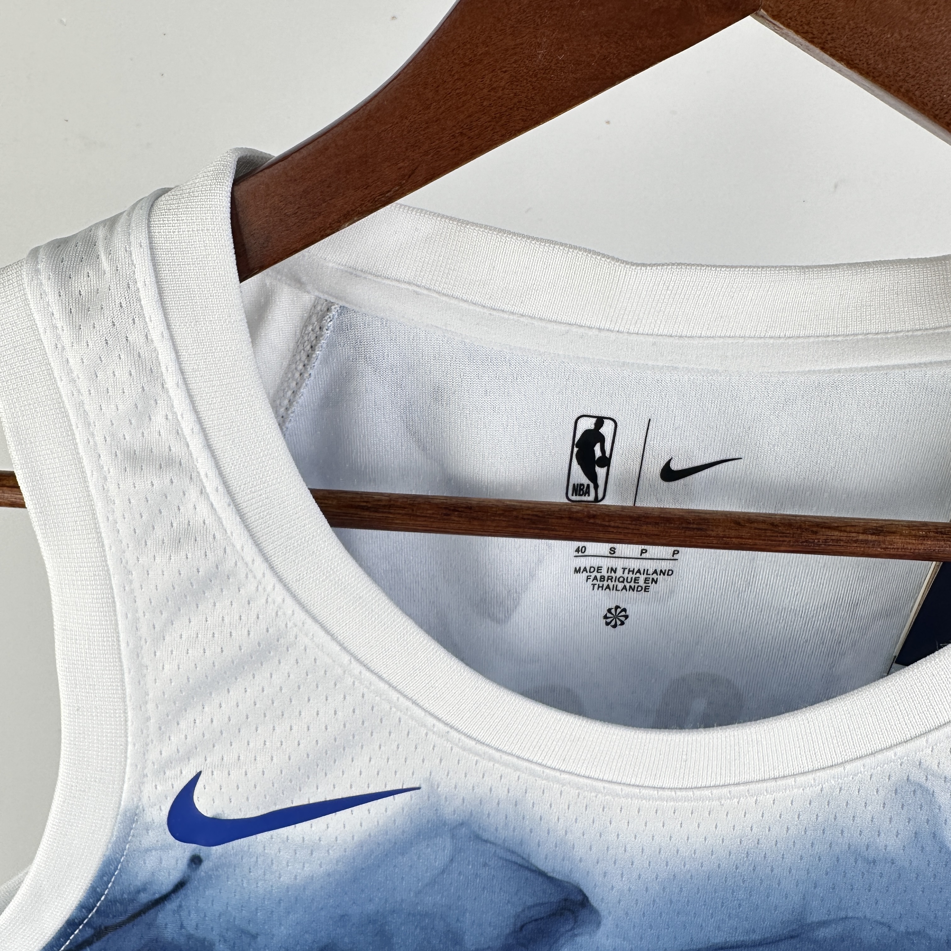 24 SEASON MINNESOTA TIMBERWOLVES CITY VERSION  NO.25 ROSE