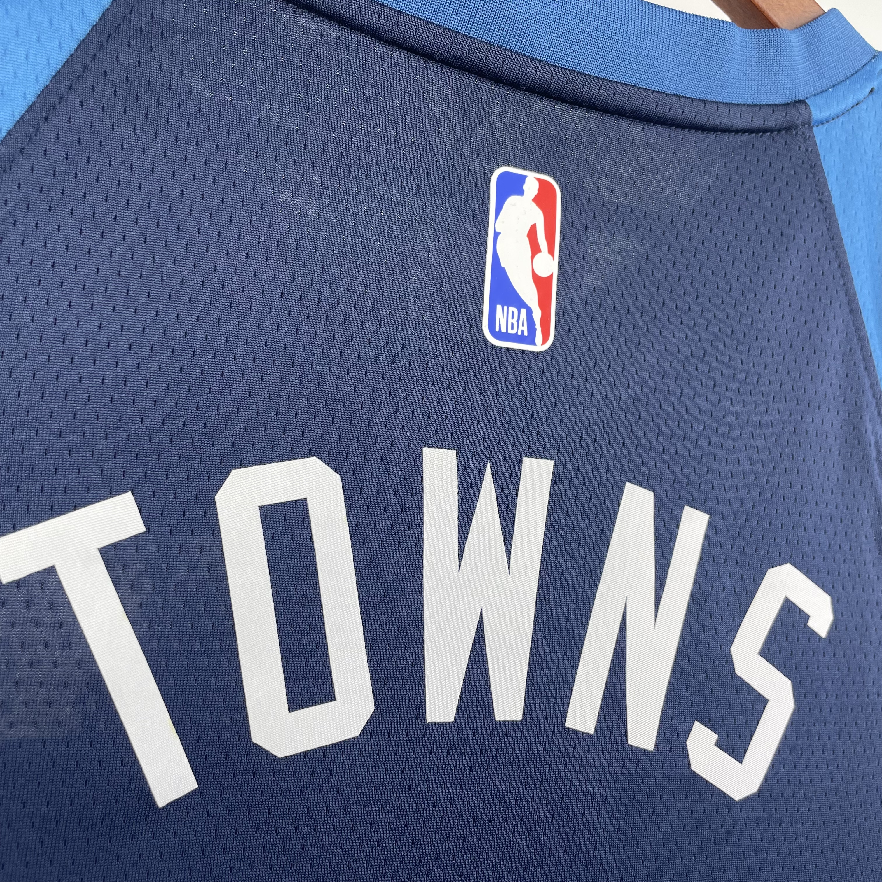23 SEASON MINNESOTA TIMBERWOLVES AWAY  NO.32 TOWNS