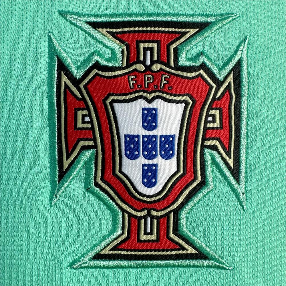 Retro Portugal 2016 Away Green