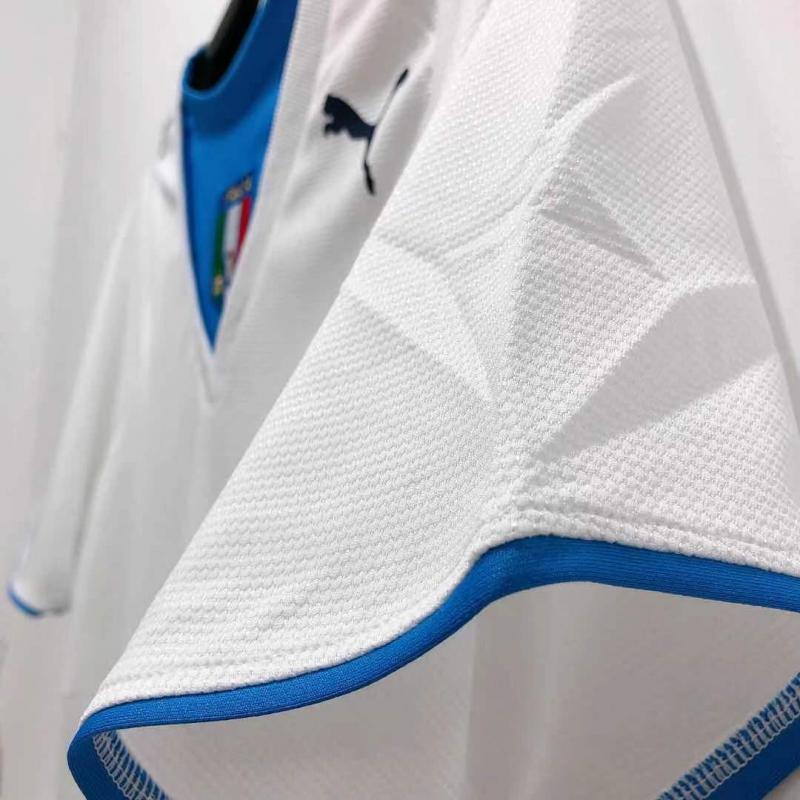 Retro 05/06 Italy Away Kit S-XXL