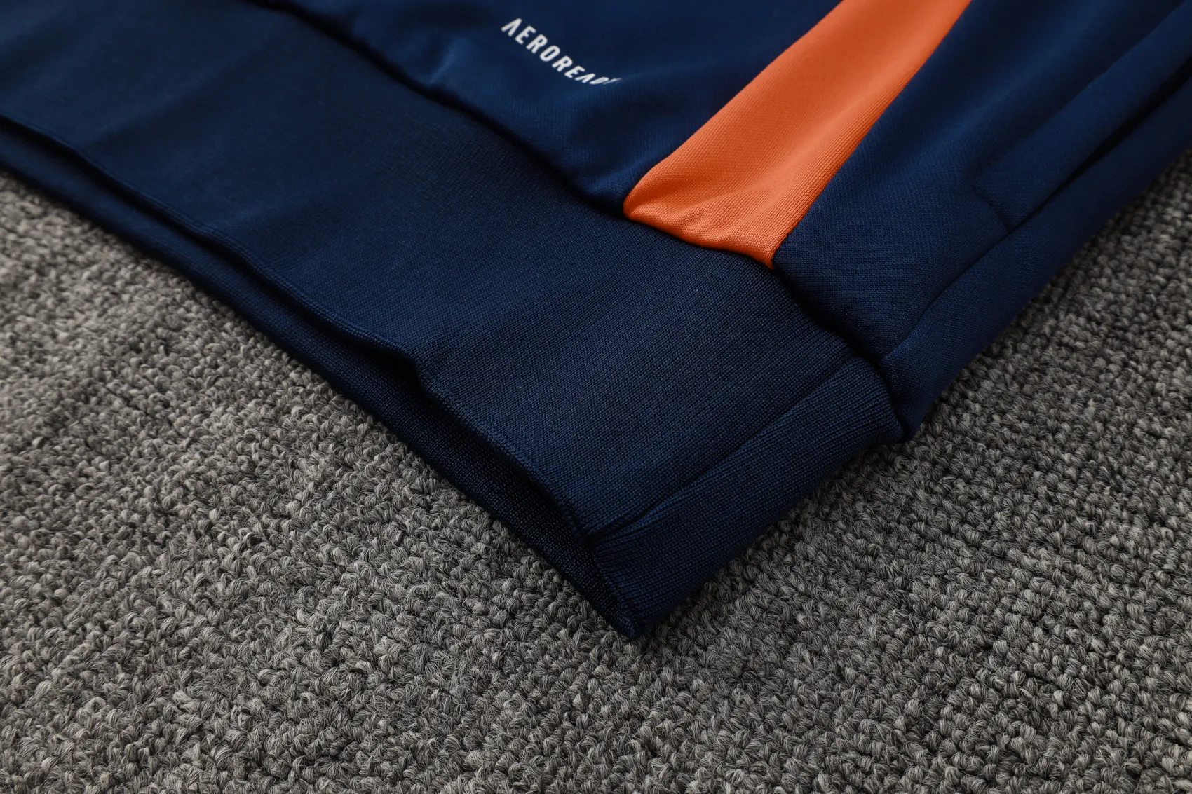 Adult/ Kids 2425 Manchester united half zipper hoodie Training suit F615