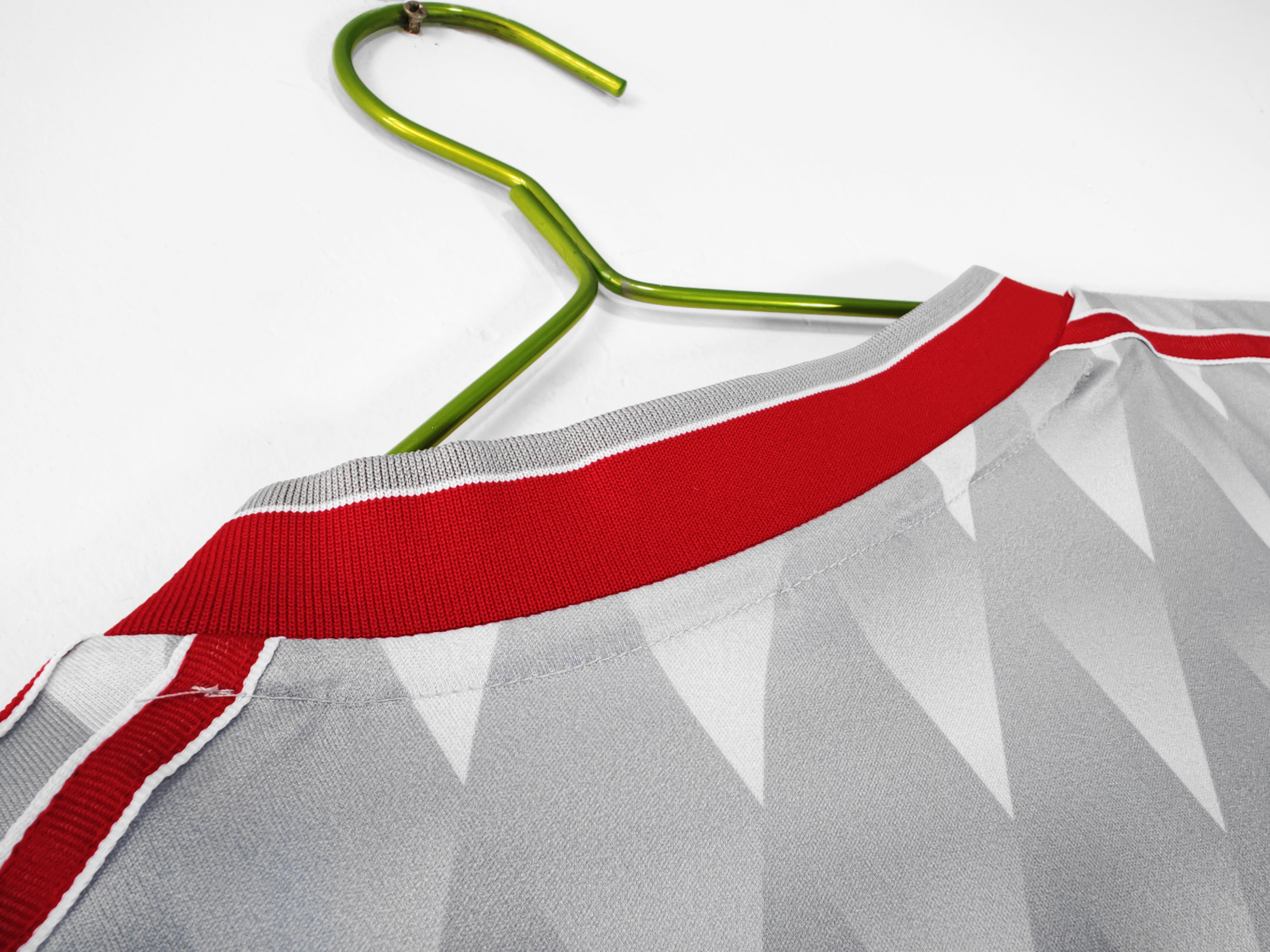 Retro 1989-91 LVP Away