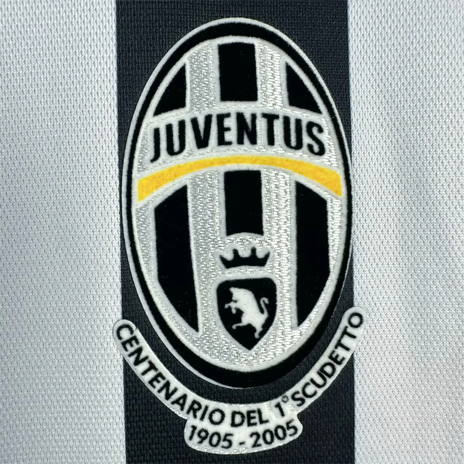 Retro  Juventus 2005/06 Home