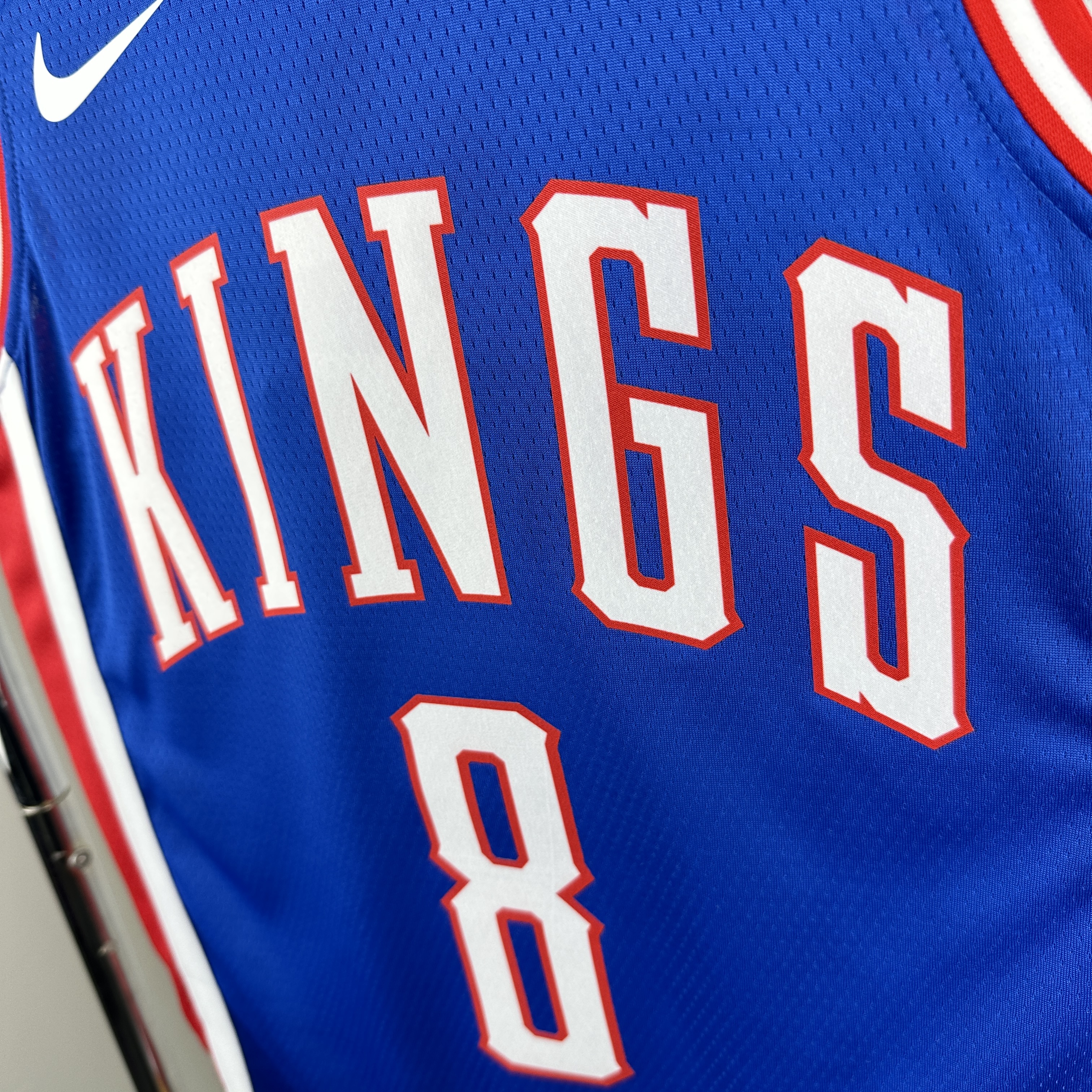 25 SEASON SACRAMENTO KINGS CITY  #8 Lavine