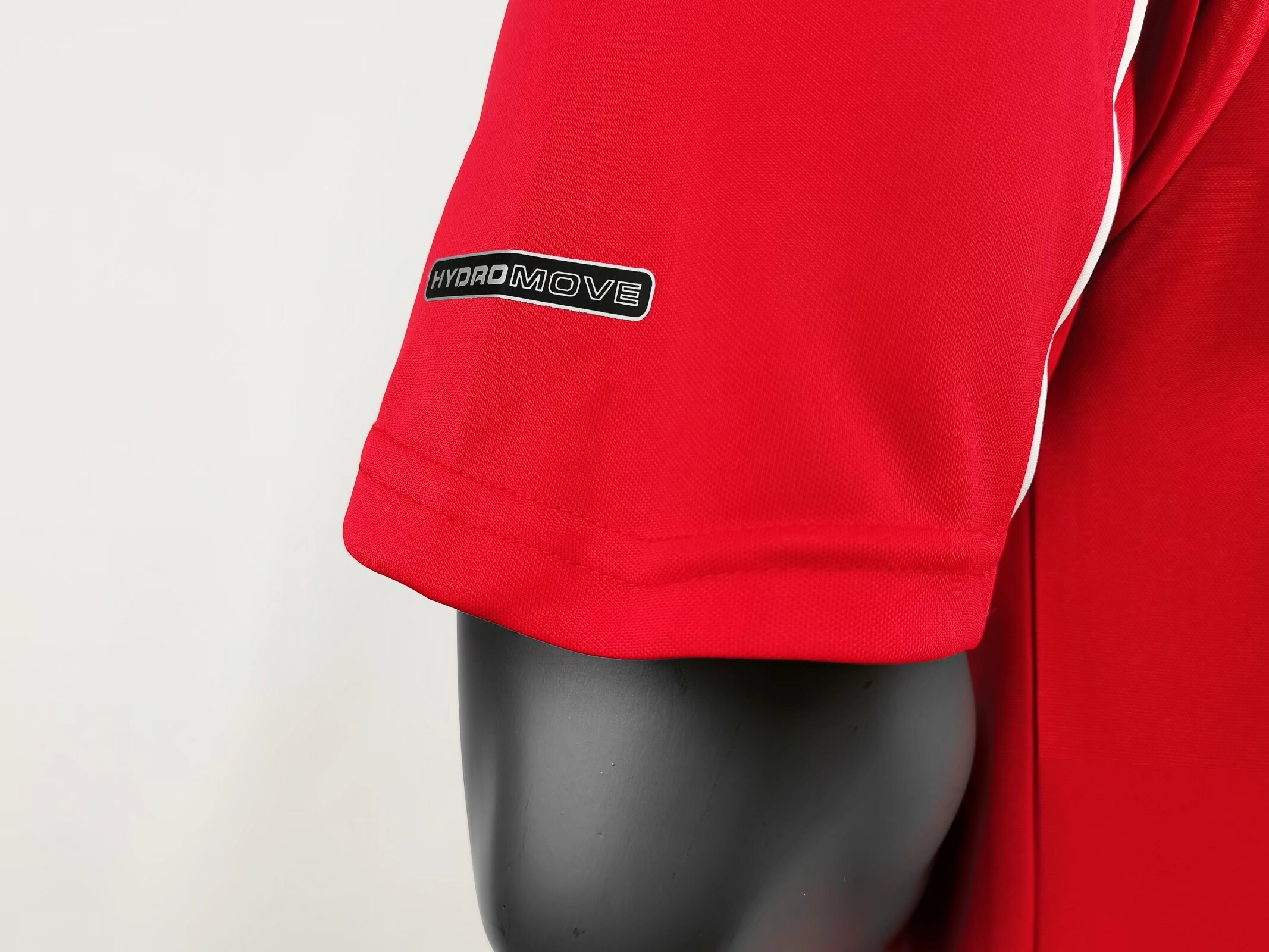 Retro LVP 2000-01 Home