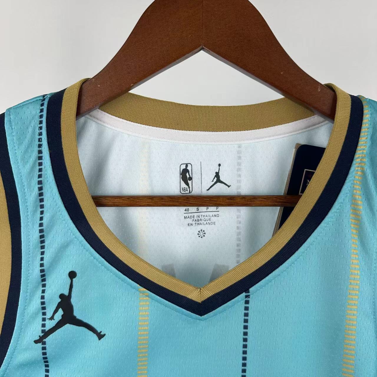 25 Season Hornets City Edition No.1 Ball