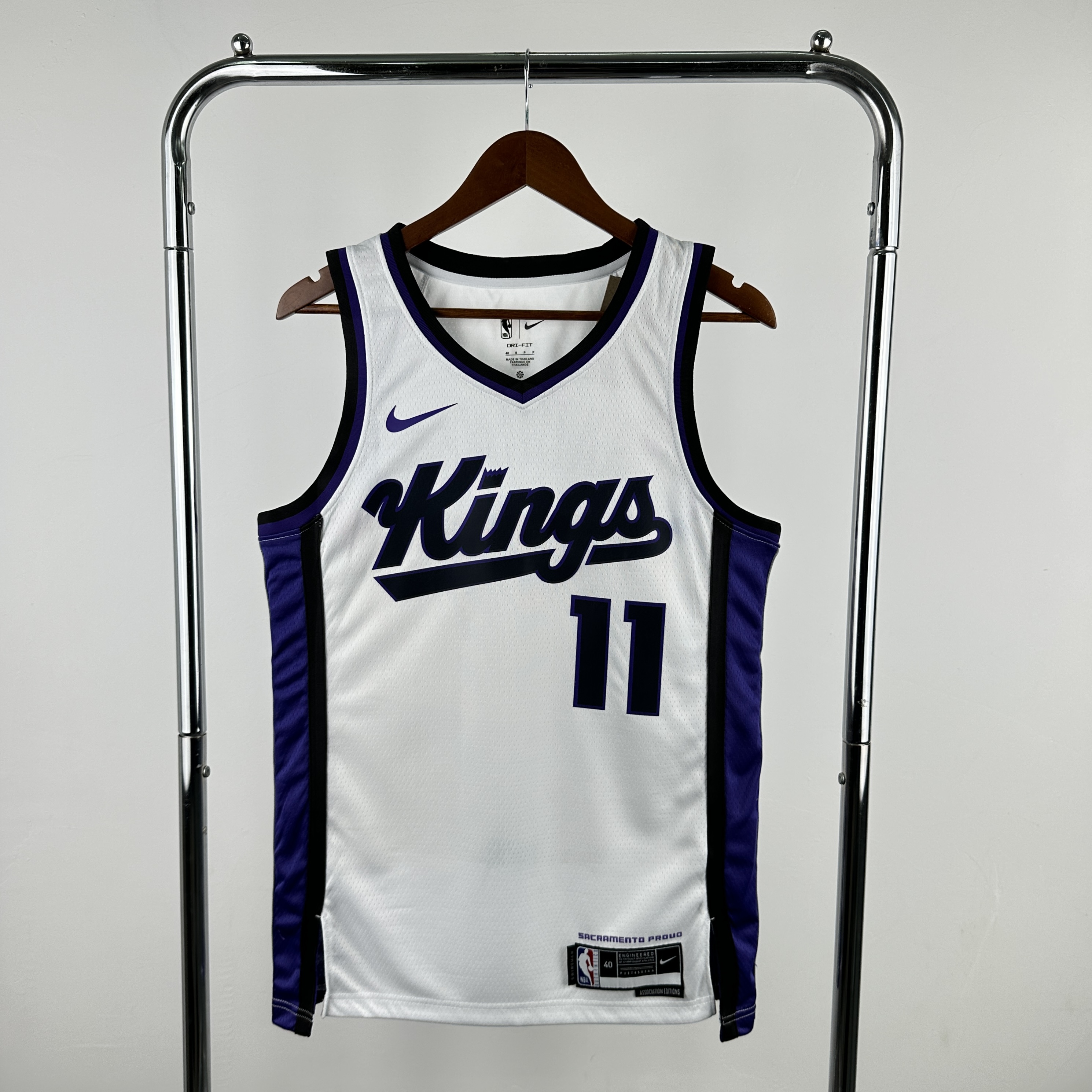 24 SEASON SACRAMENTO KINGS Home  #11 SABONIS