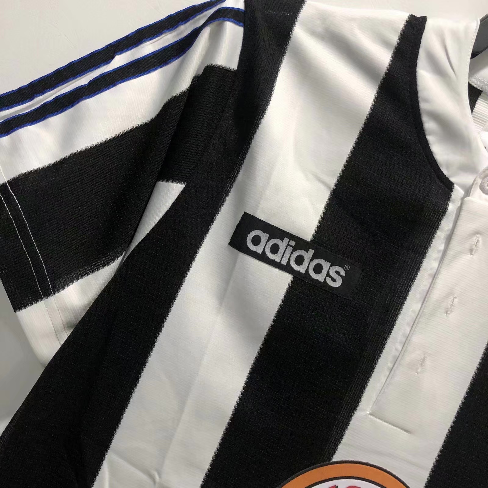 Retro Newcastle 1995/97 Home