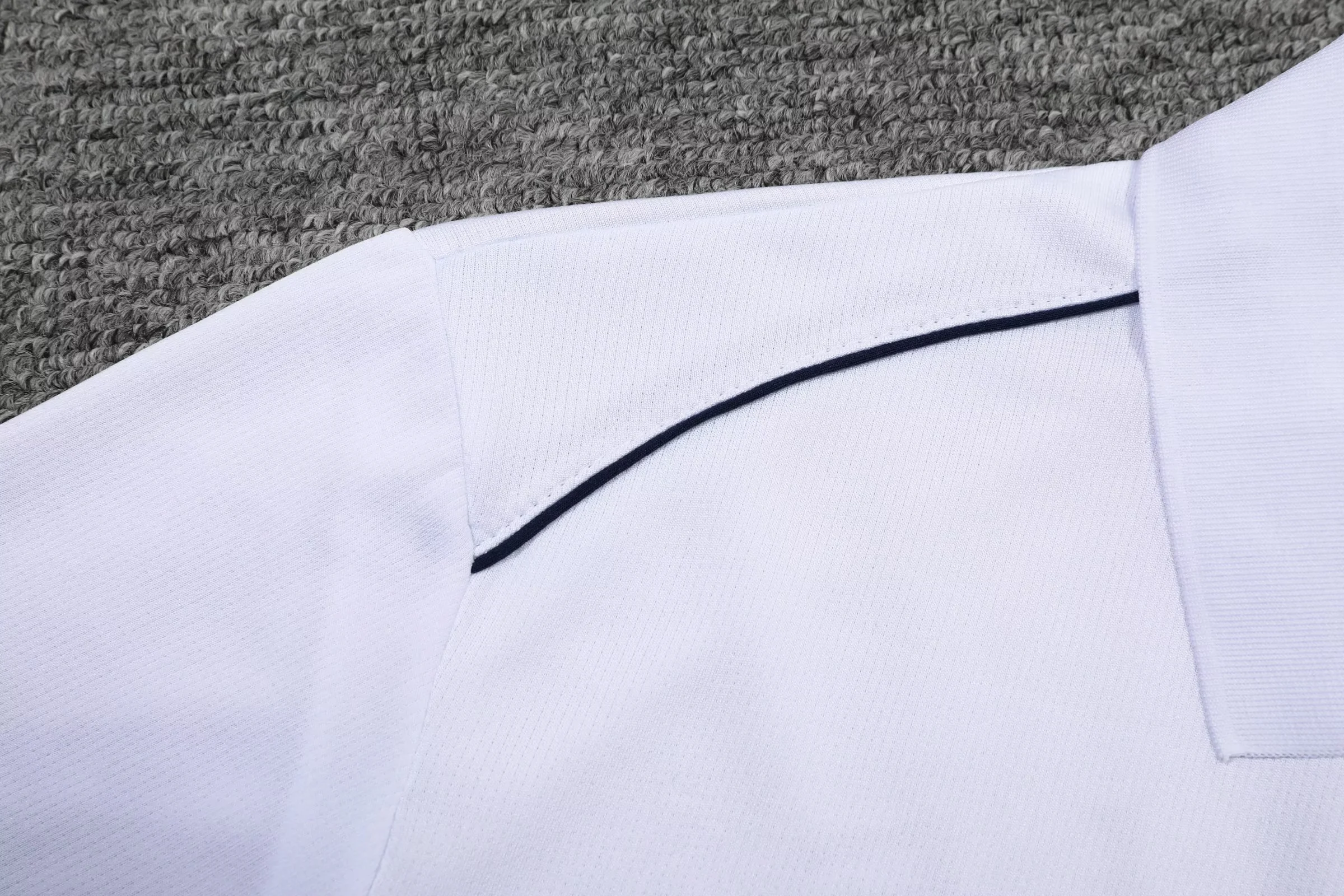 Marseille Short Sleeves Long Pants