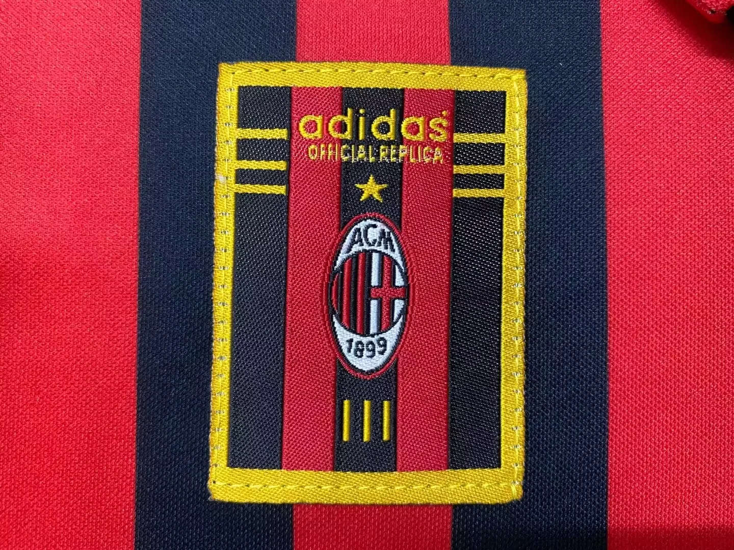 Retro 99/00 AC Milan Home Long Sleeve