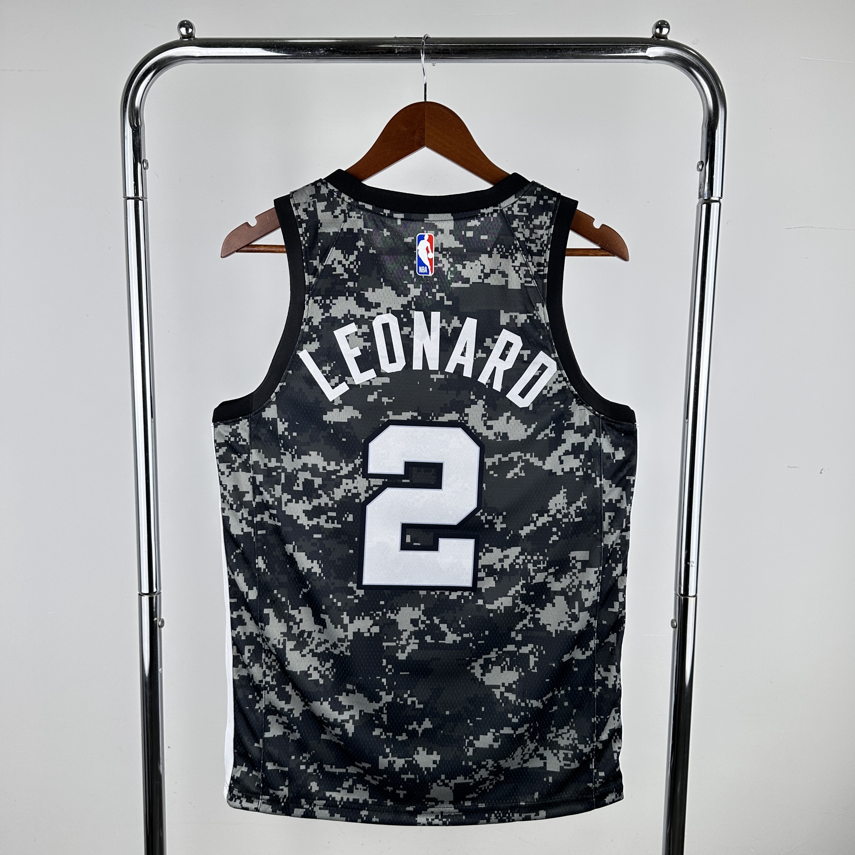 SAN ANTONIO SPURS CAMO  #2 LEONARD