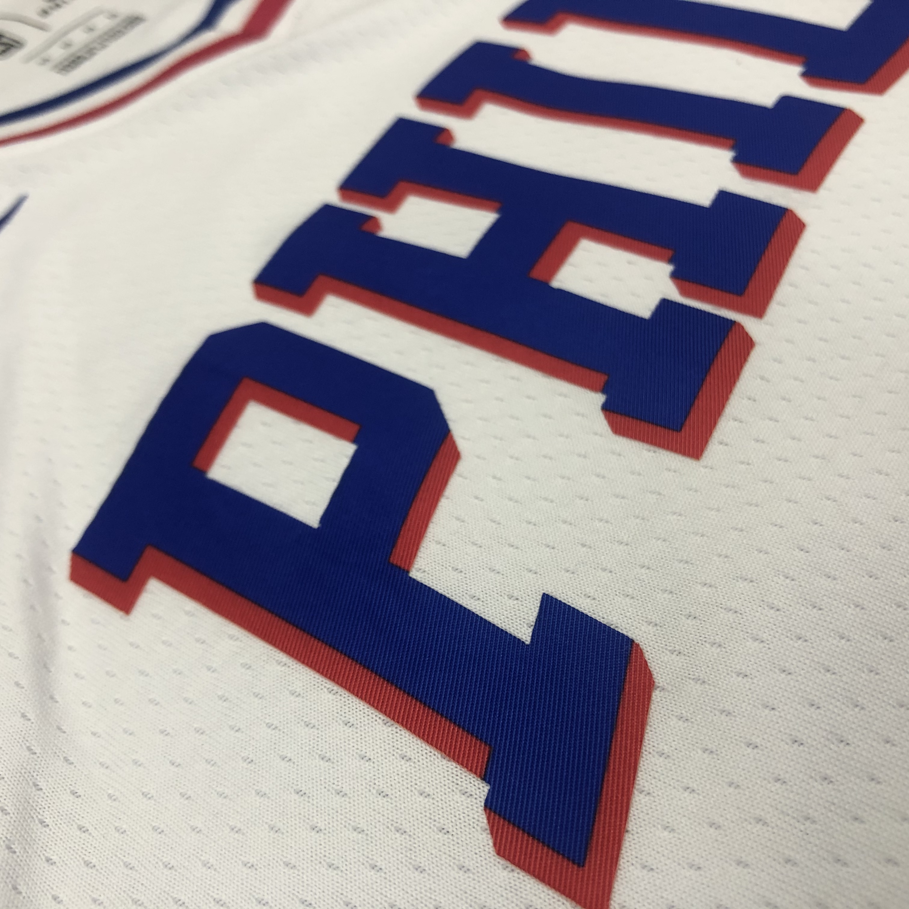 Philadelphia 76ers White V  #39
