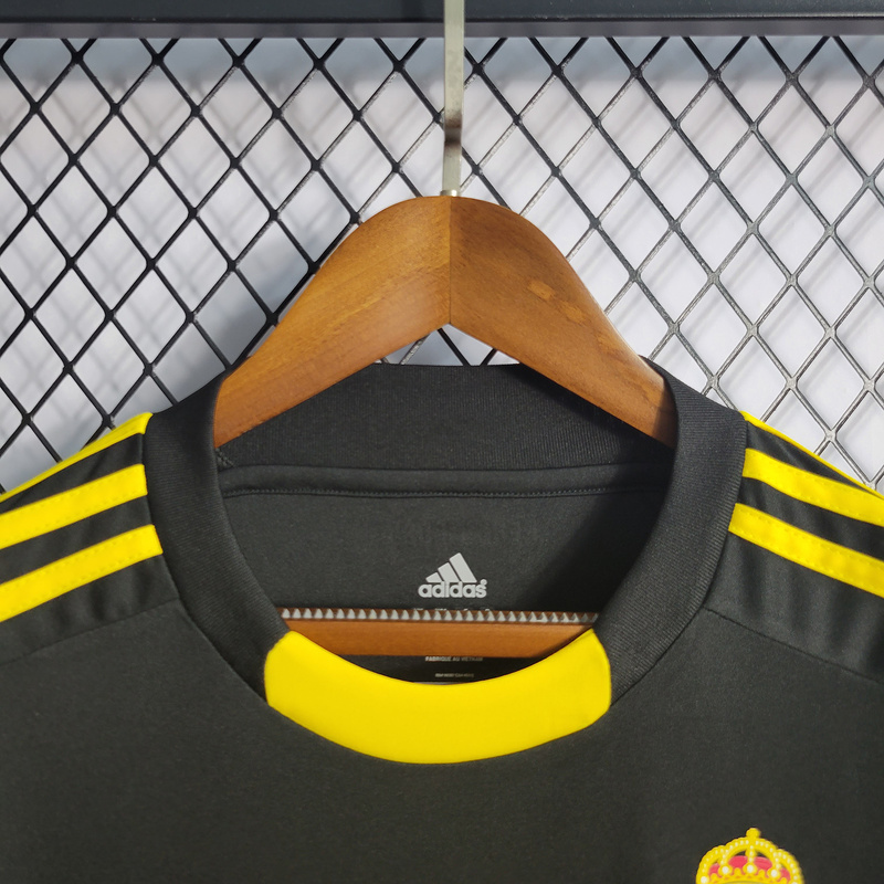 Retro Real Mαdrid 2011/12 Goalkeeper Black