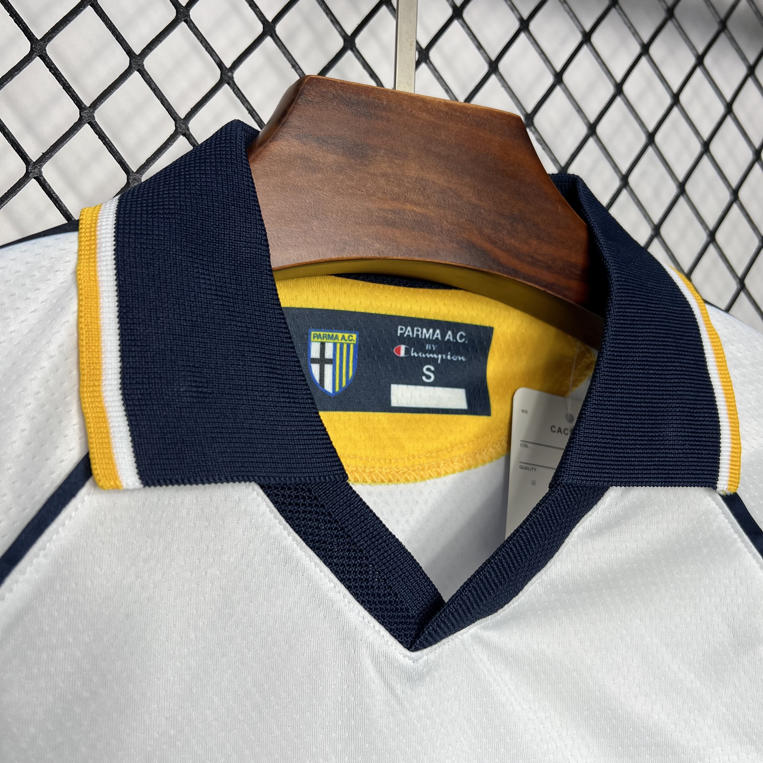 Retro 03-04 Parma White  S-XXL