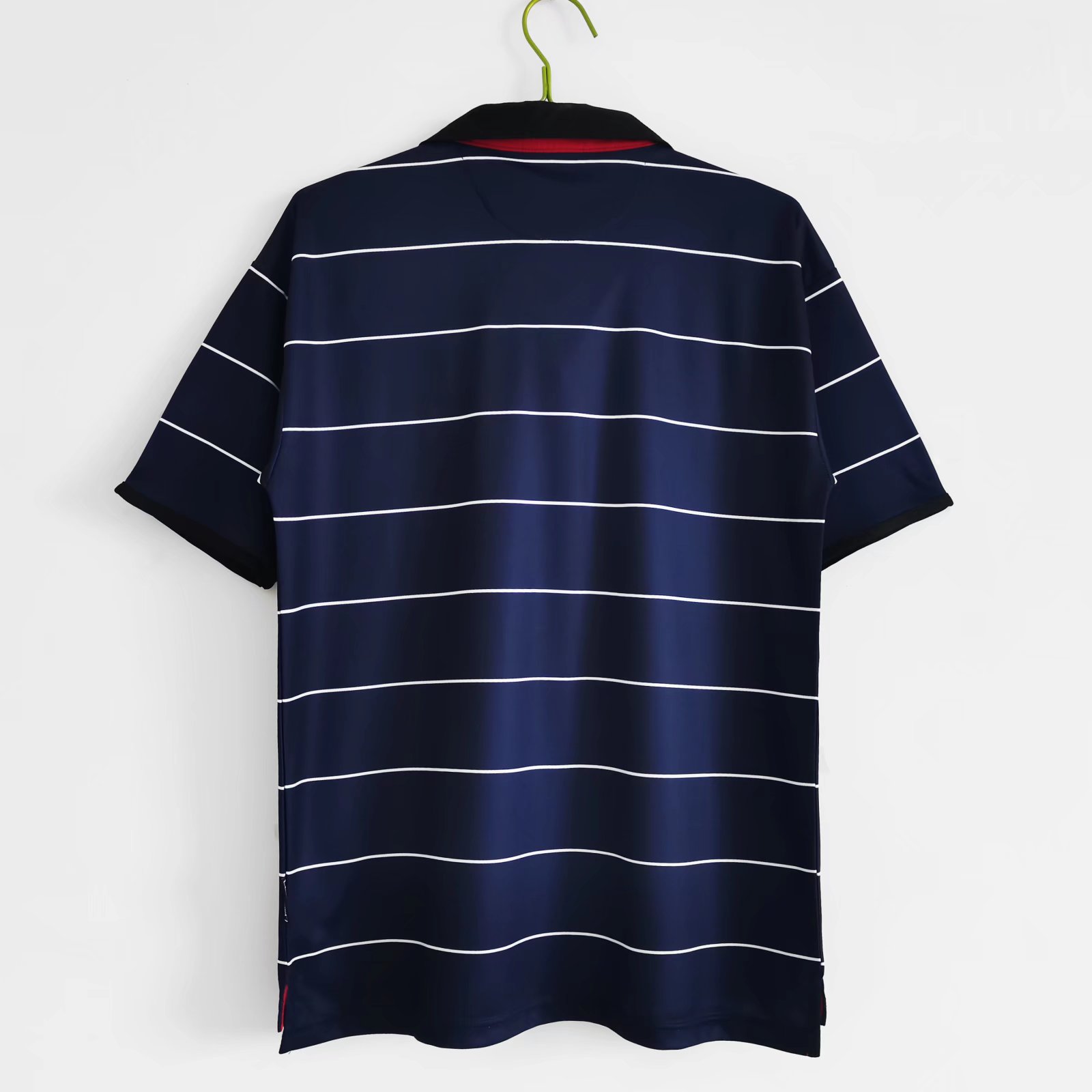 Retro Manchester United 1999 Away