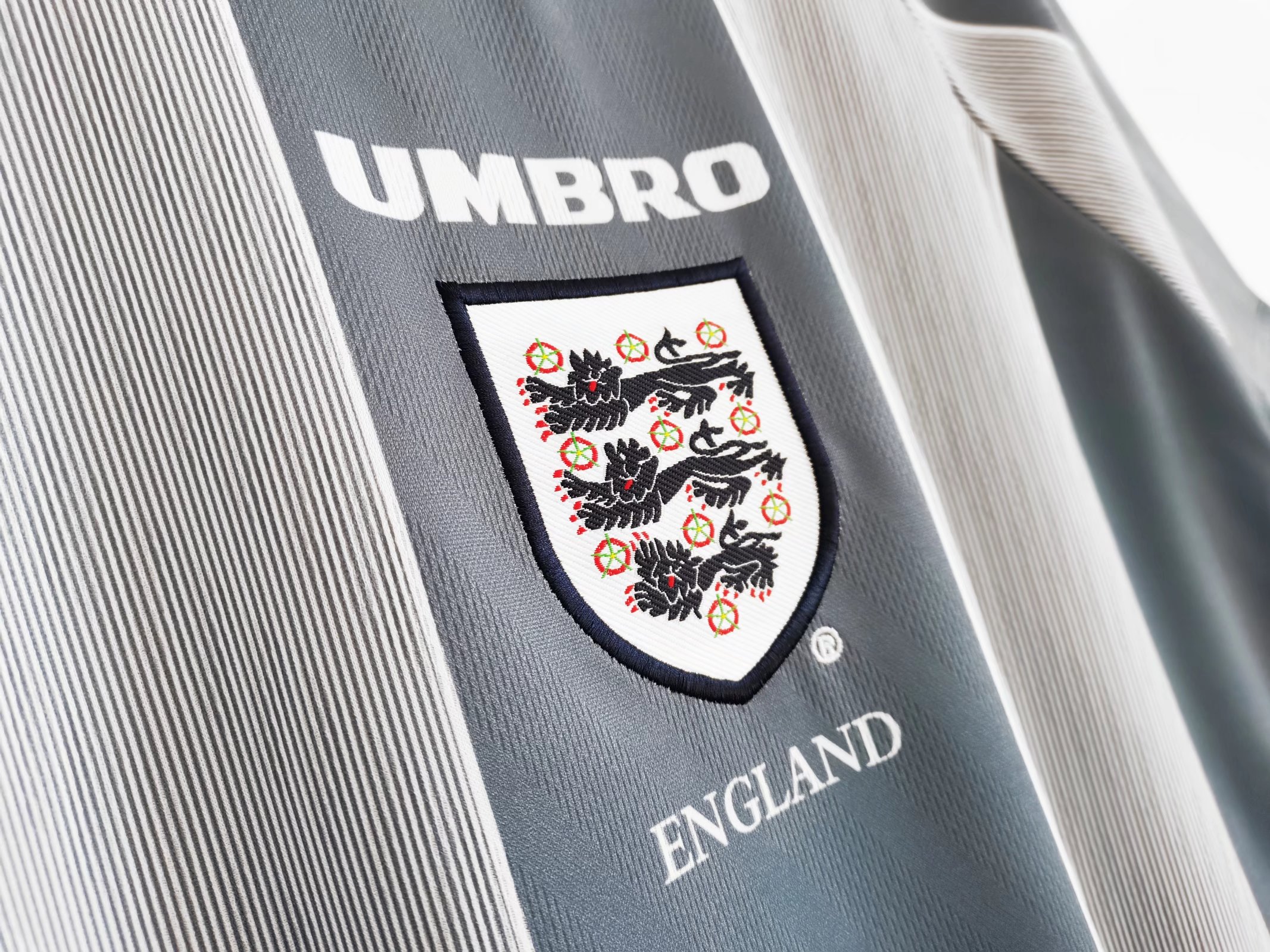 Retro  1996 England Away Long Sleeves