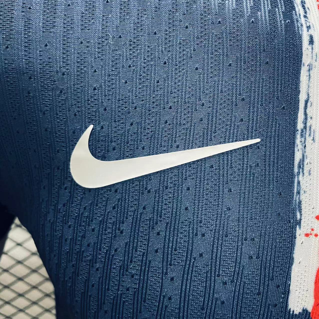 Player Version  PSG 24/25 Home