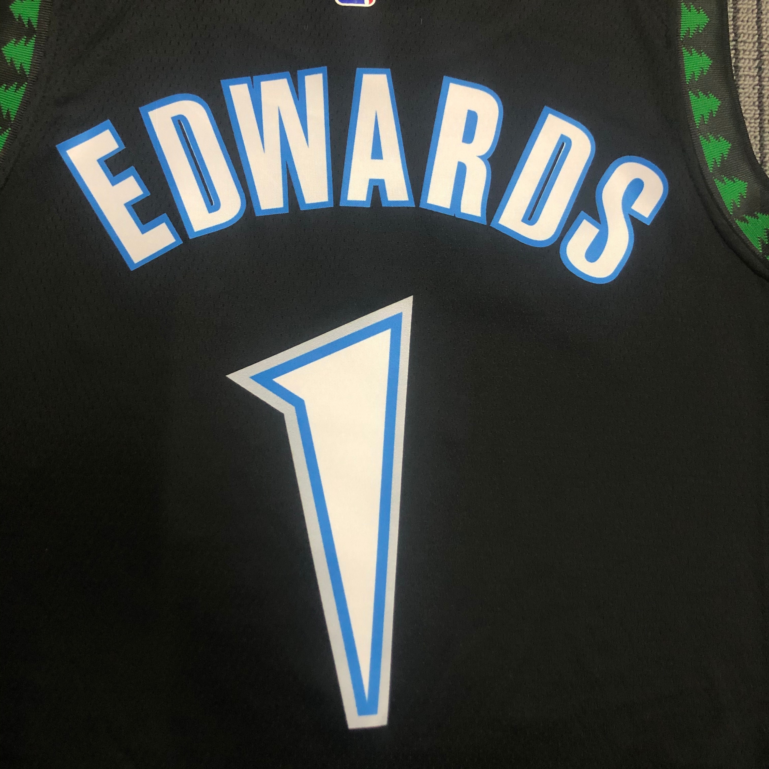 18 Season MINNESOTA TIMBERWOLVES BLACK  NO.1 EDWARDS