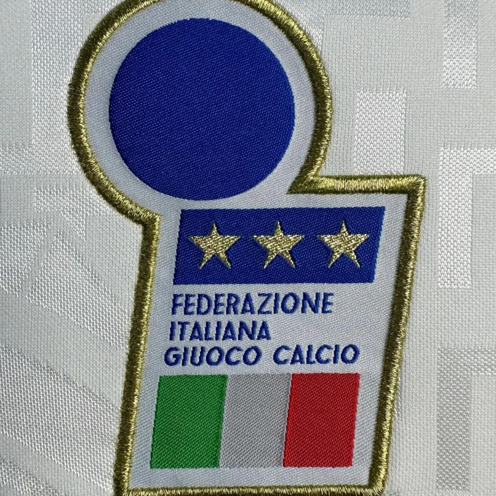 Retro Italy 1995 Away Kit S-XXL