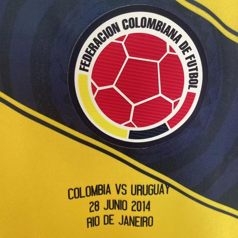 Retro Colombia 2014 home kit