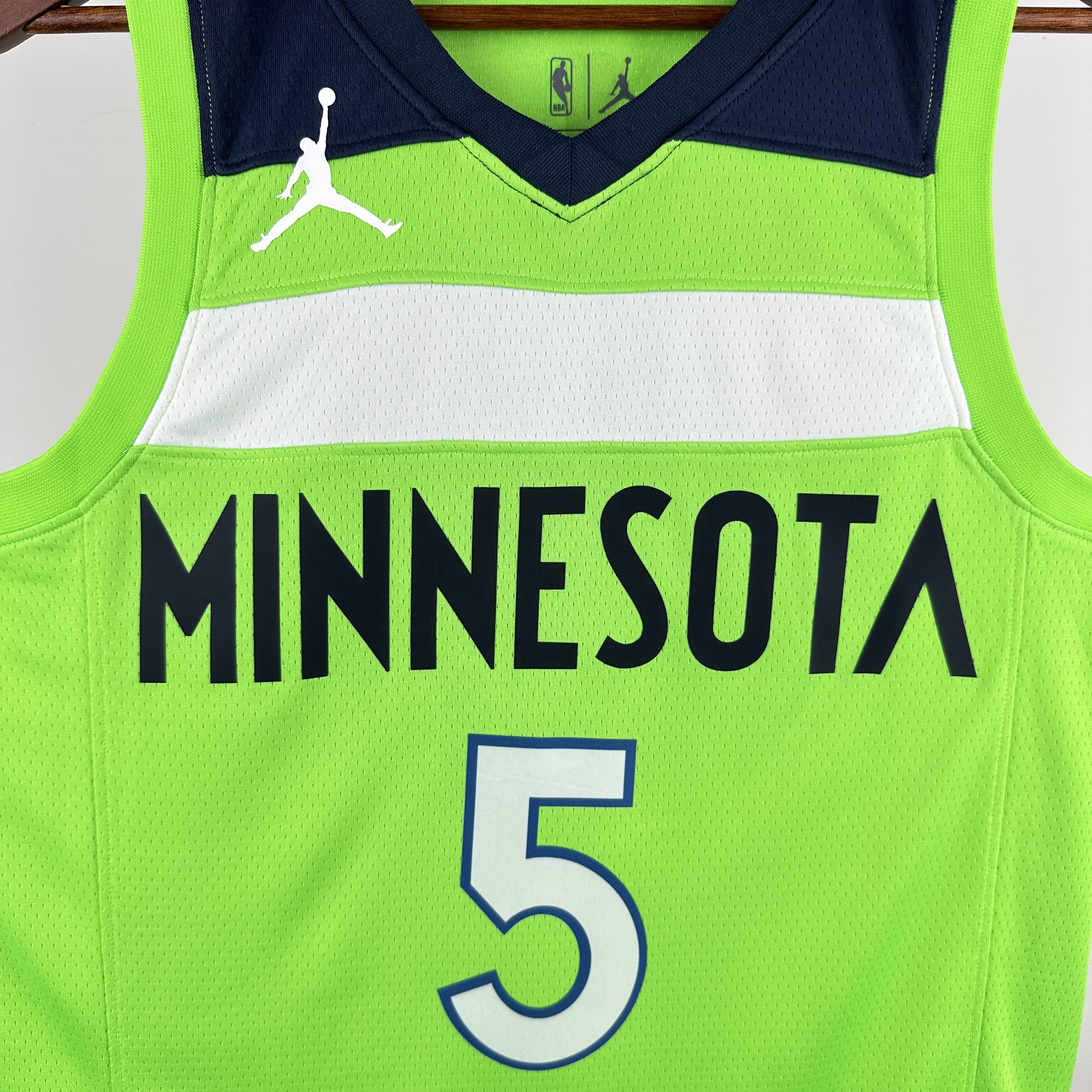 MINNESOTA TIMBERWOLVES GREEN  NO.5 EDWARDS