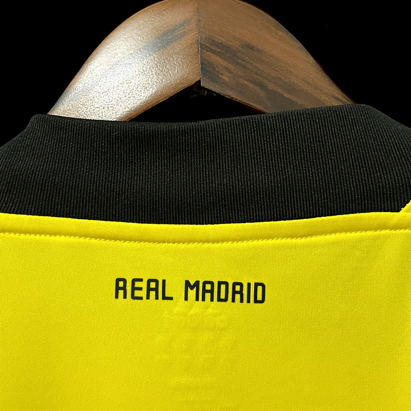 Retro Real Mαdrid 2011/12 Goalkeeper Yellow