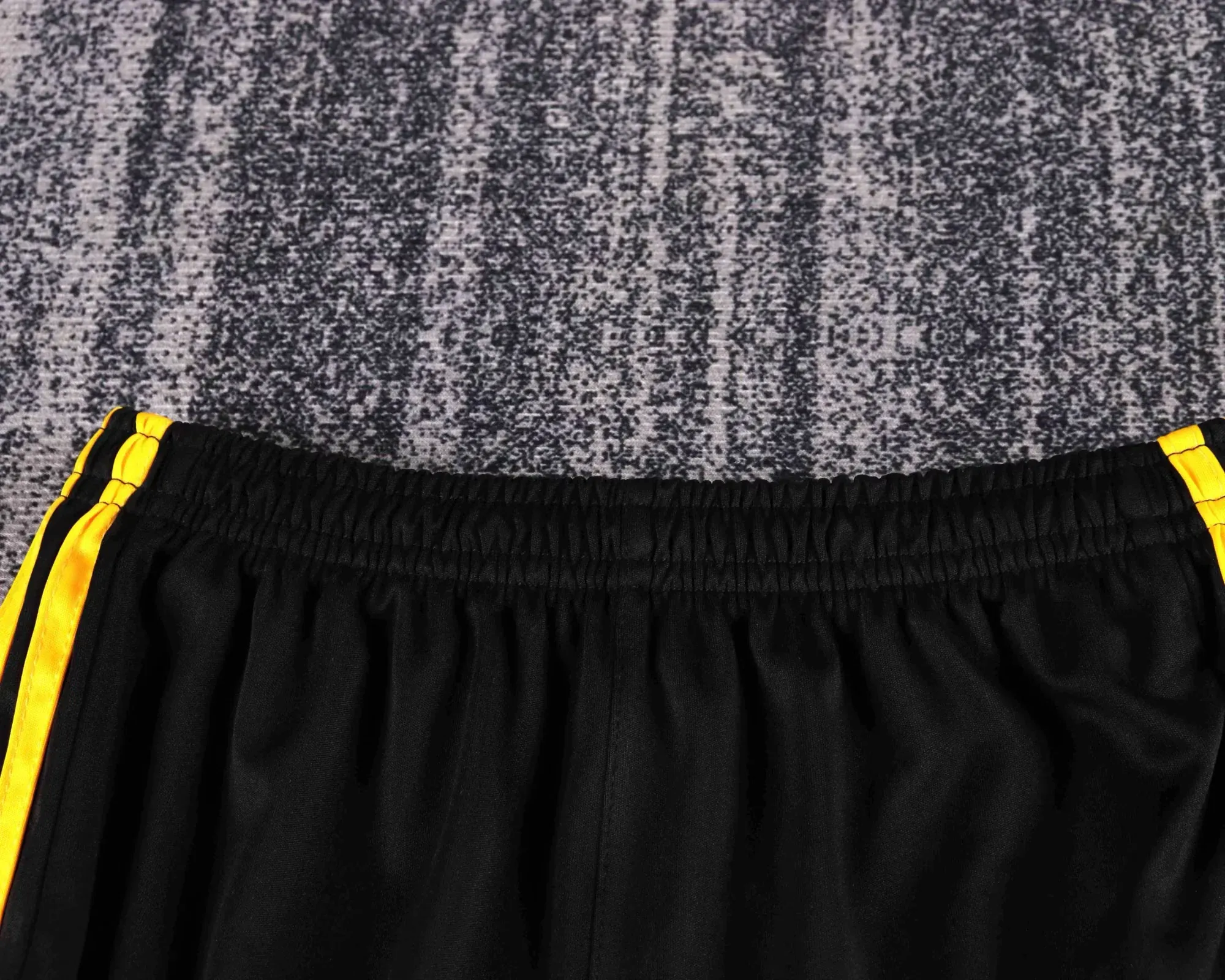 Kids Real Mαdrid 11/12 Goalkeeper Black Kit 16-28