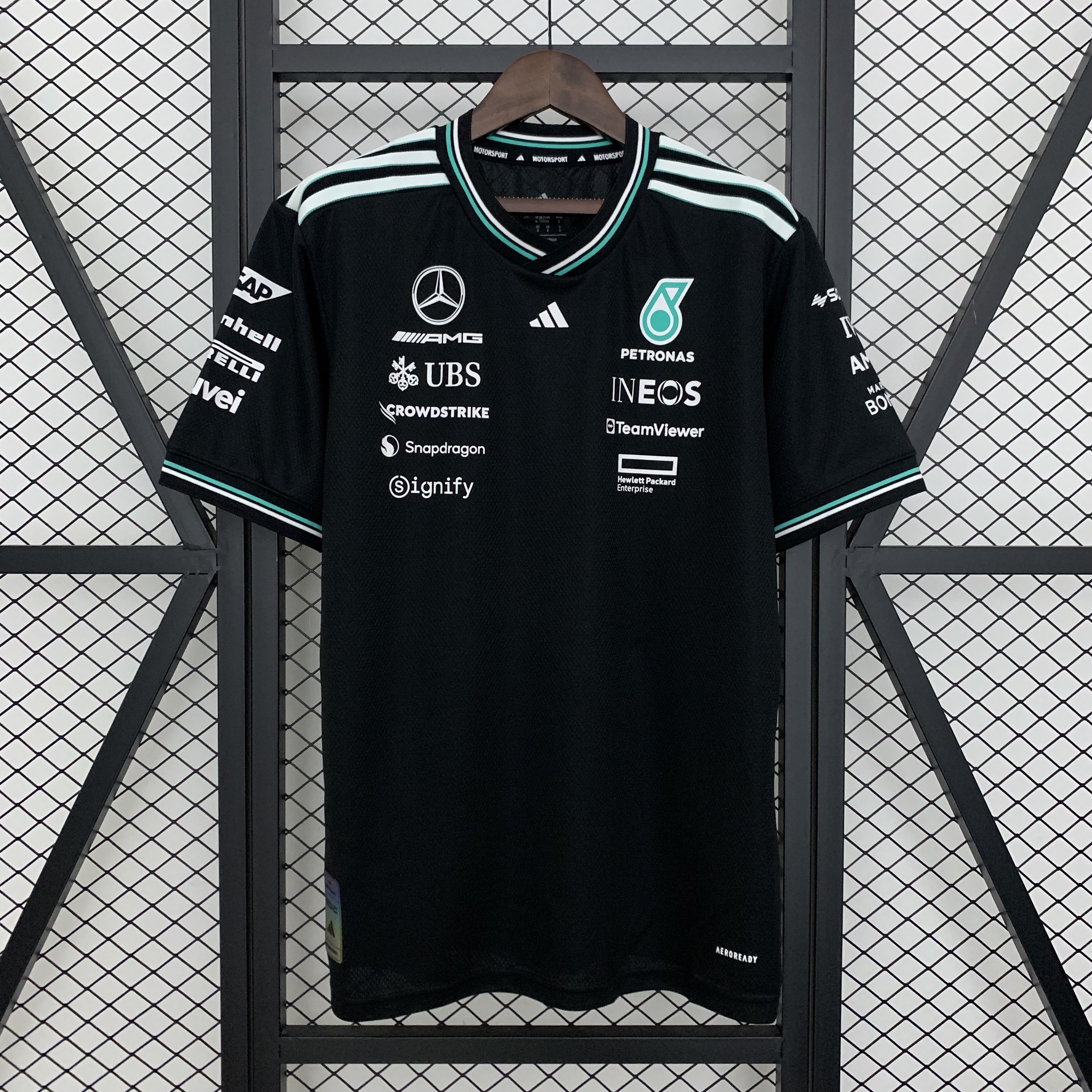 2025 F1 Mercedes-AMG Petronαs S-5XL