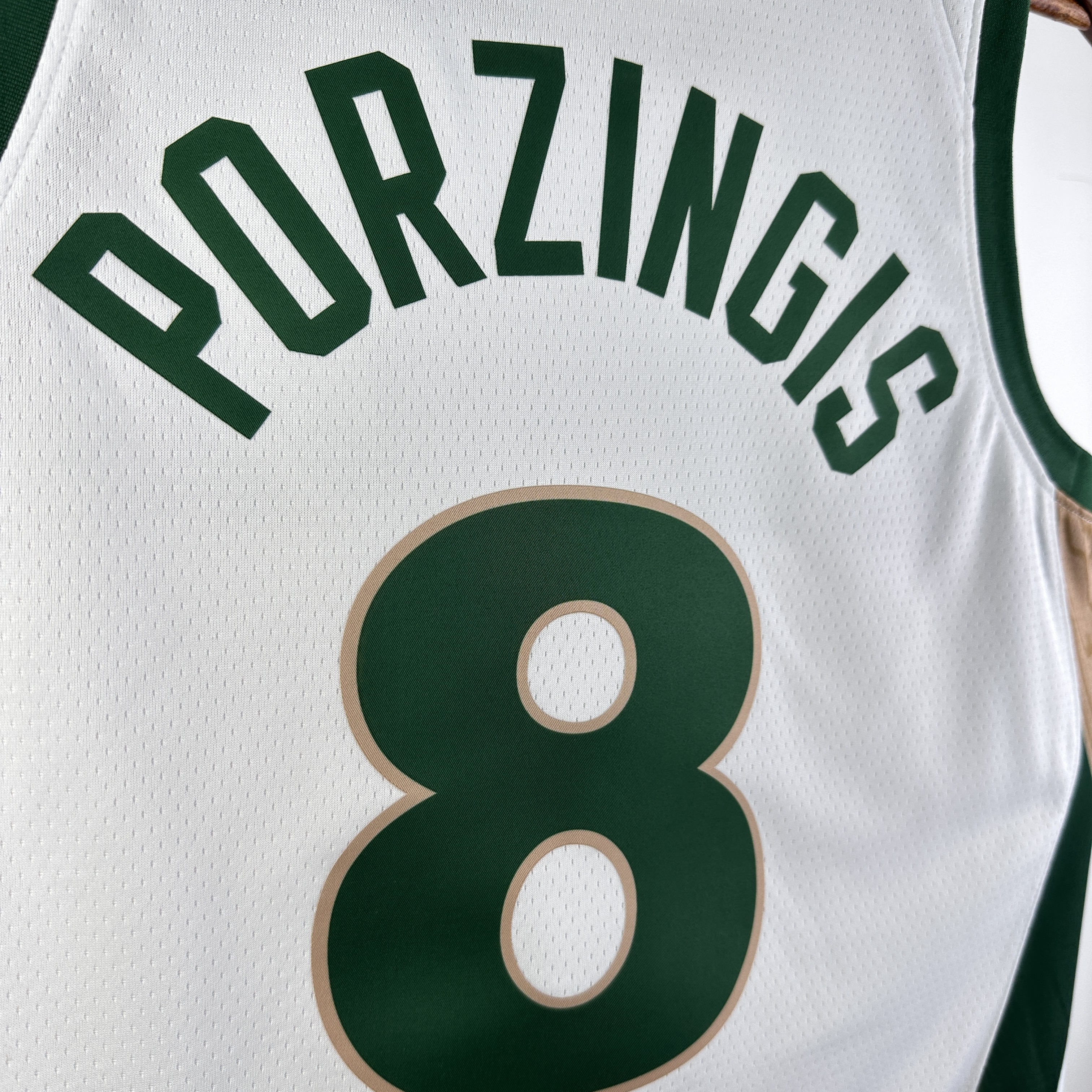 24 Season Celtic City Version No. 8 Porzingis