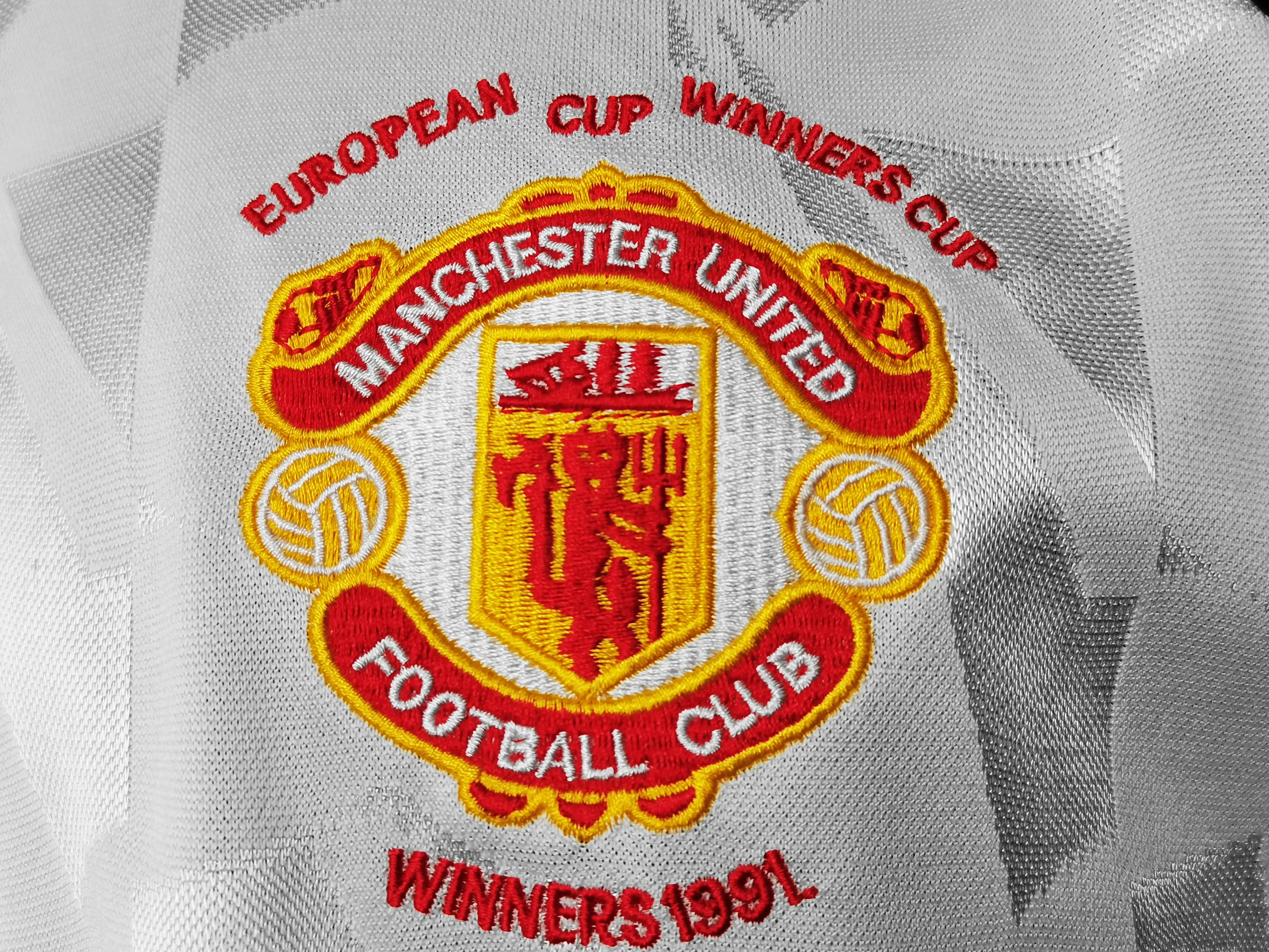 Retro Manchester United 1991 Away