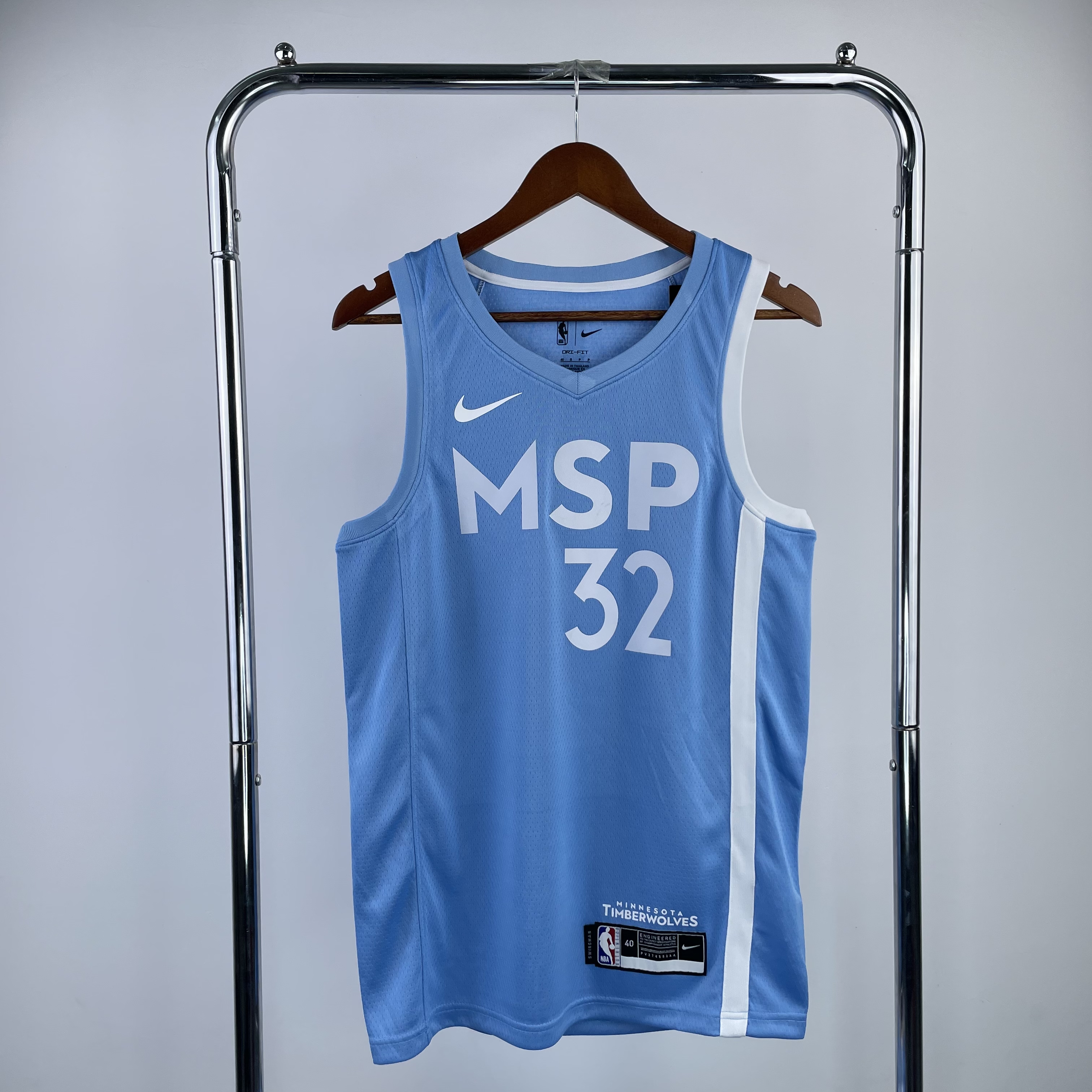 19-20 SEASON MINNESOTA TIMBERWOLVES  NO.32 TOWNS
