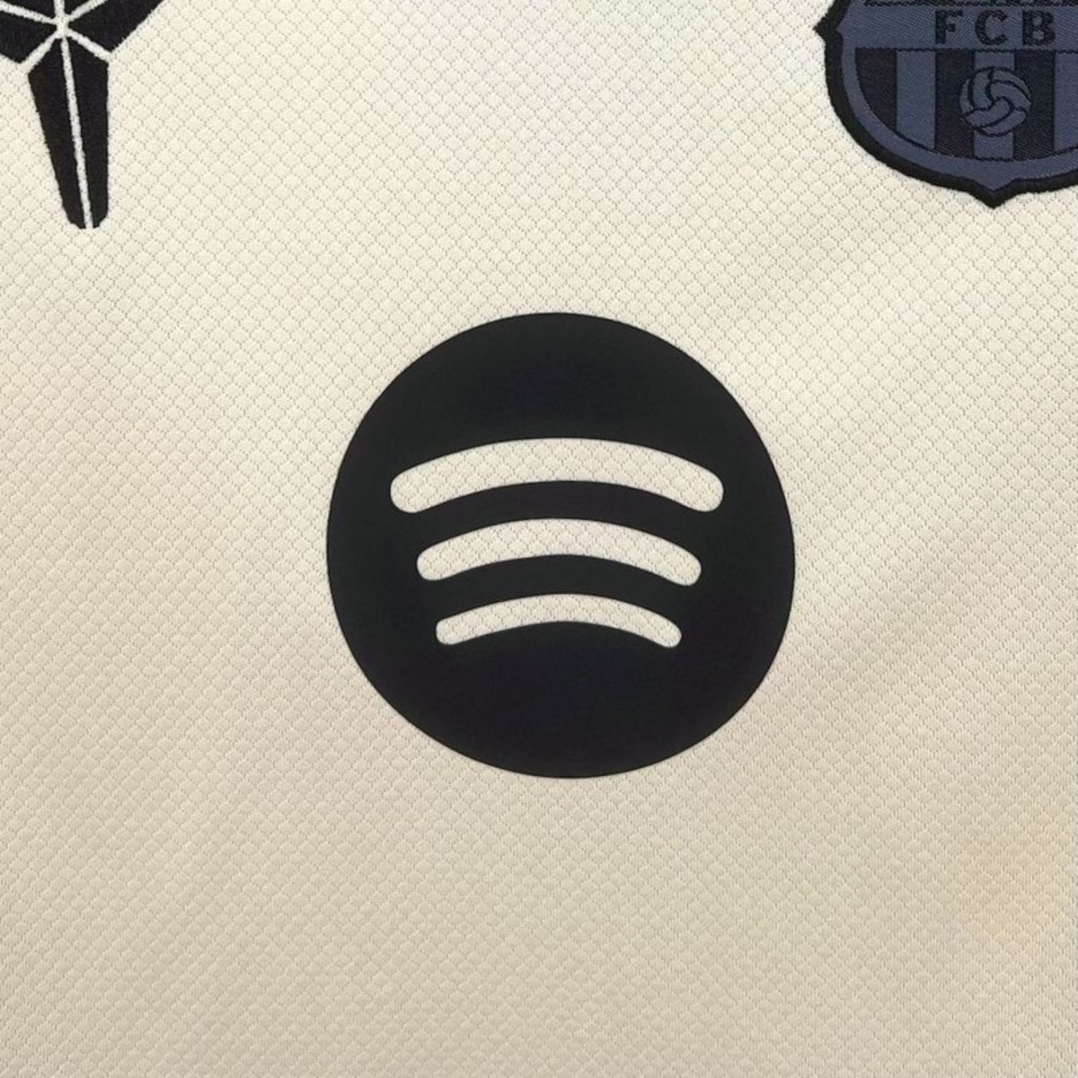 Kids Barcelona 25/26 Away Kit 16-28