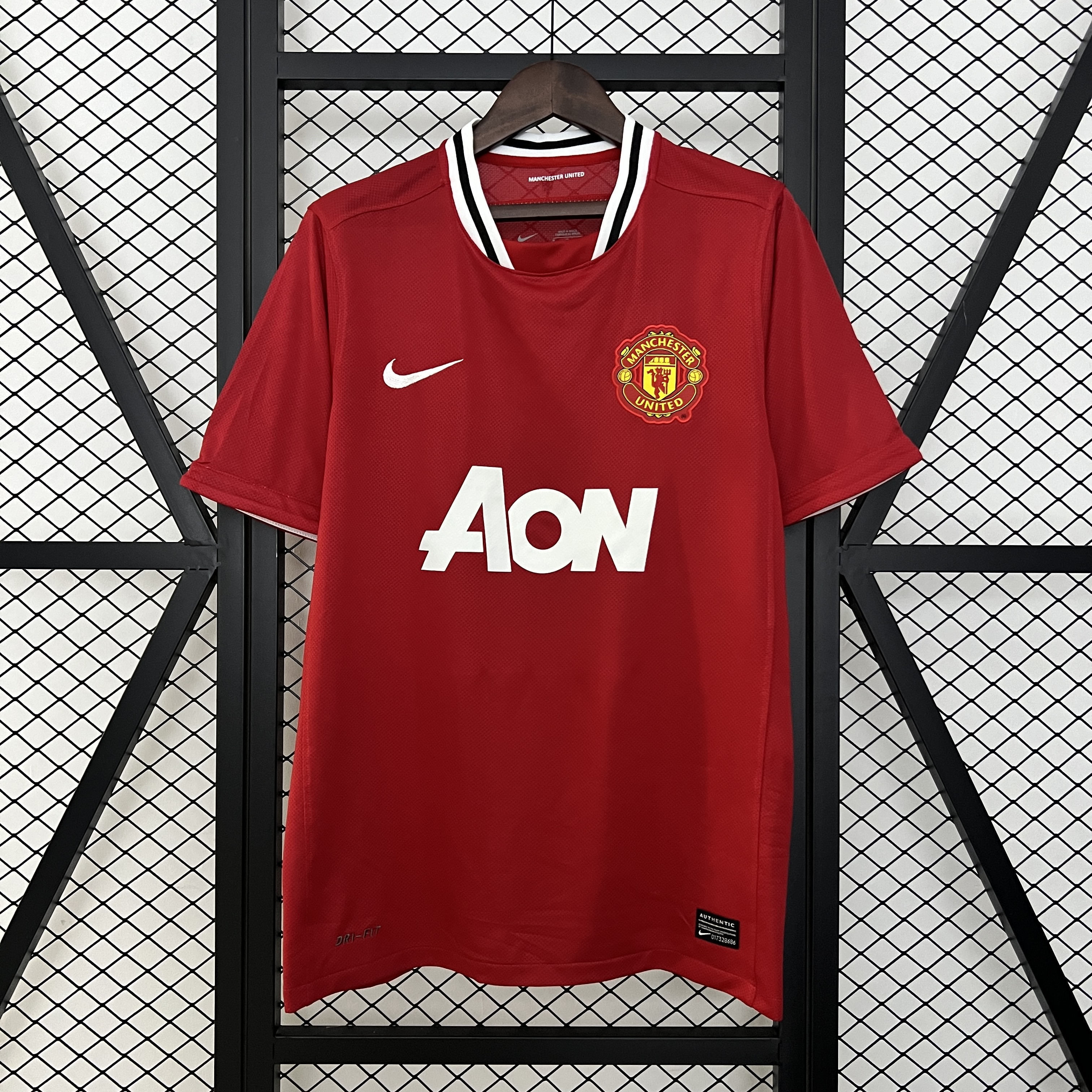 Retro Manchester United 2011/12 Home