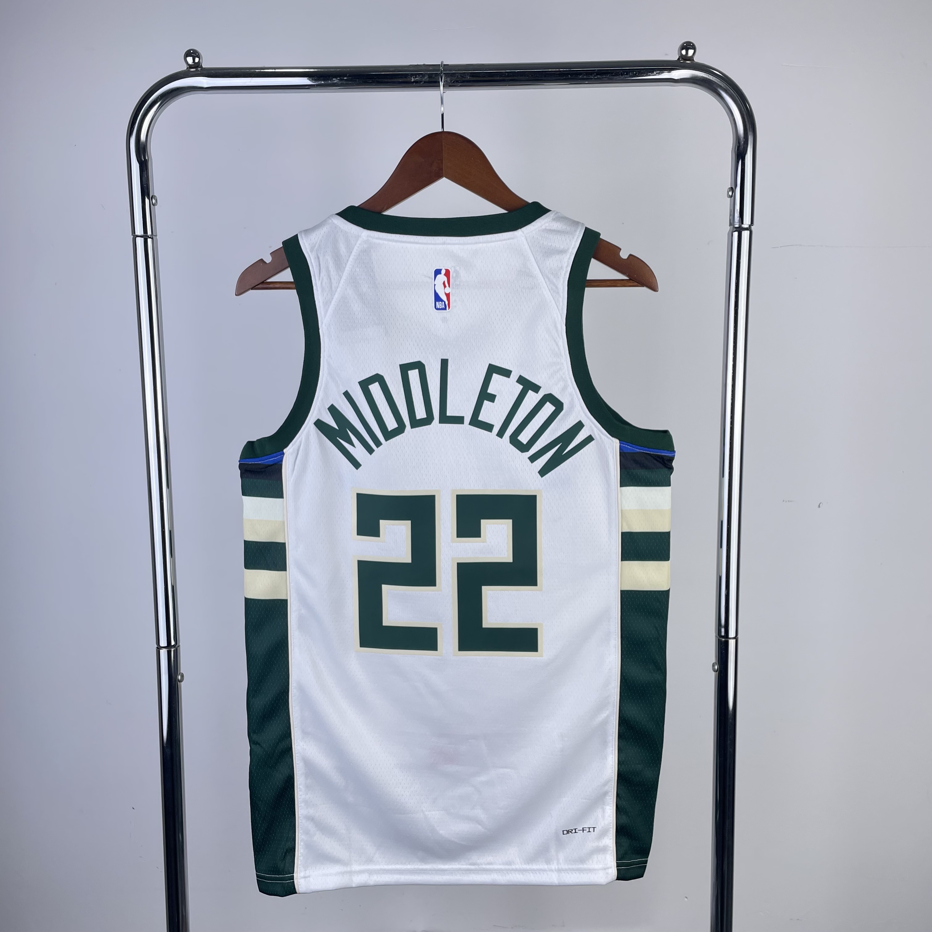 23 Season Milwaukee Bucks Home Version  No.22 MIDDLETON