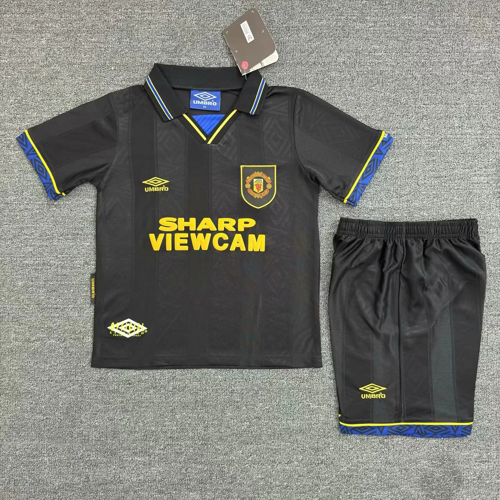 Kids Retro Manchester United 93/94 Away Kit 16-28