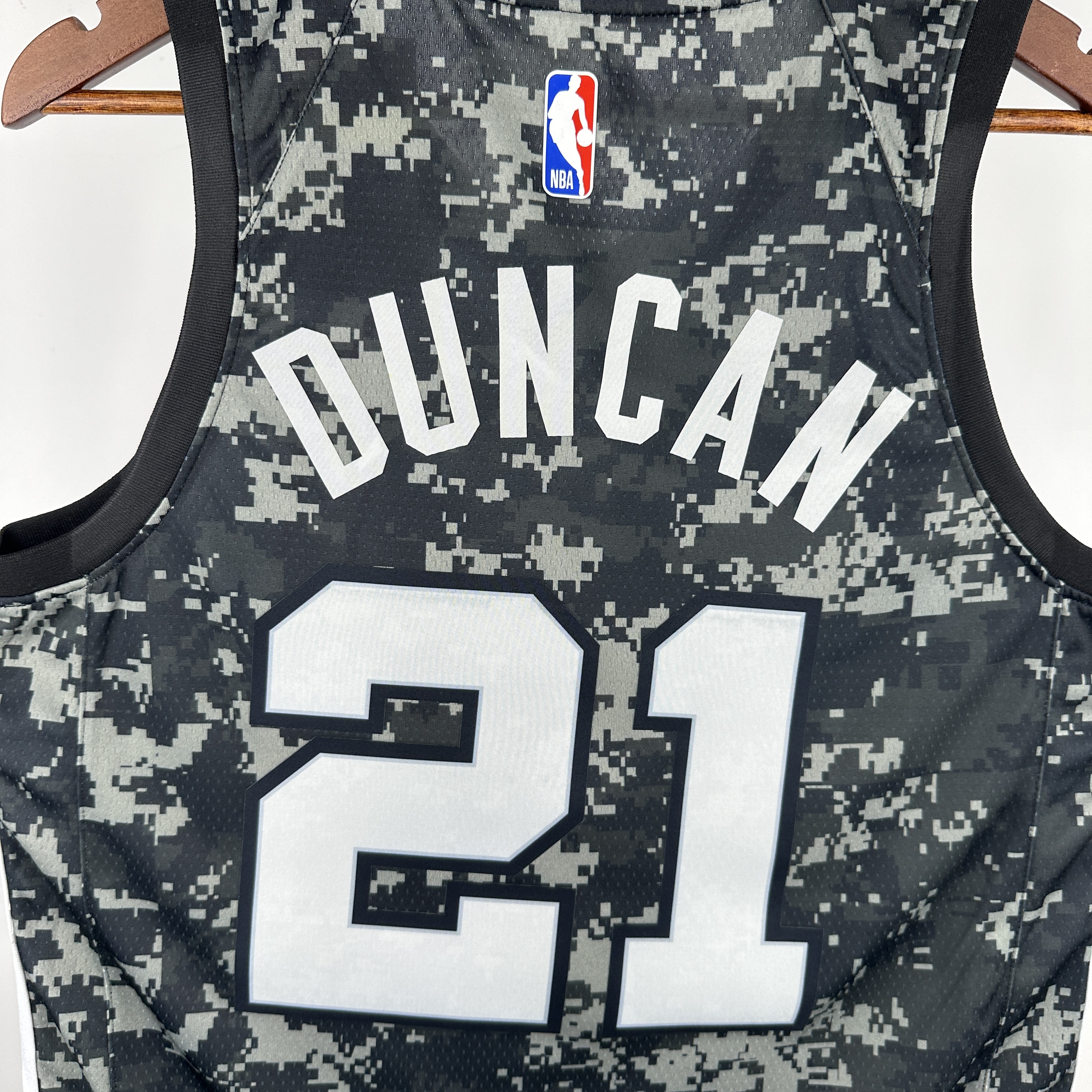 SAN ANTONIO SPURS CAMO  #21 DUNCAN