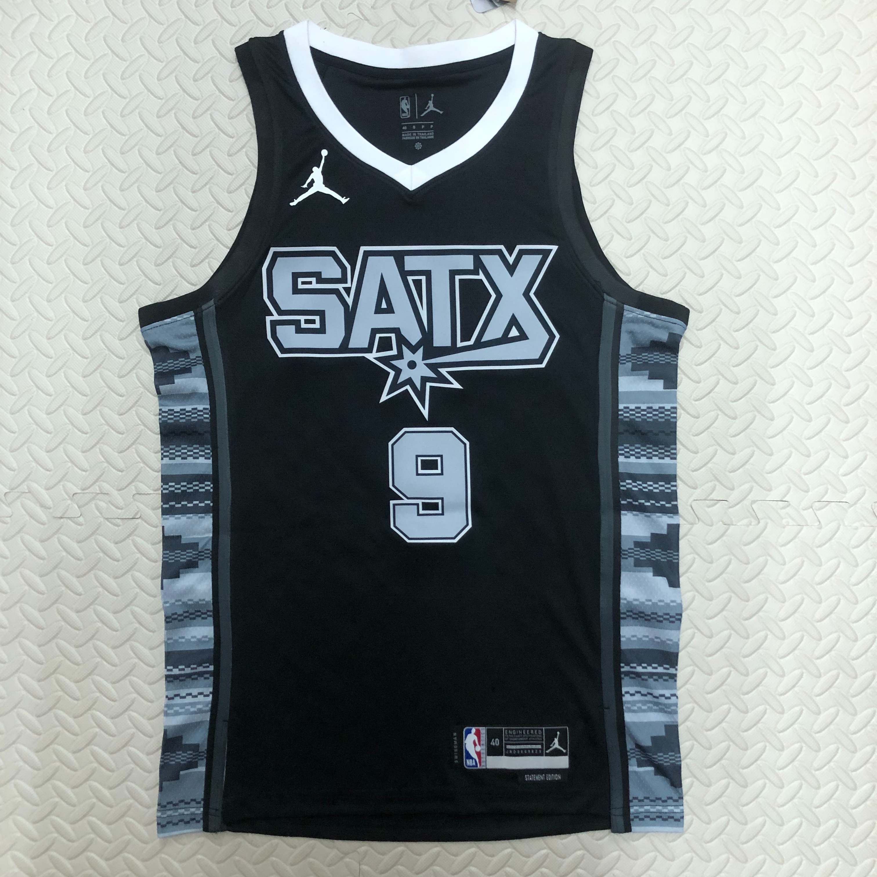23 Season SAN ANTONIO SPURS Flyer Edition  #9